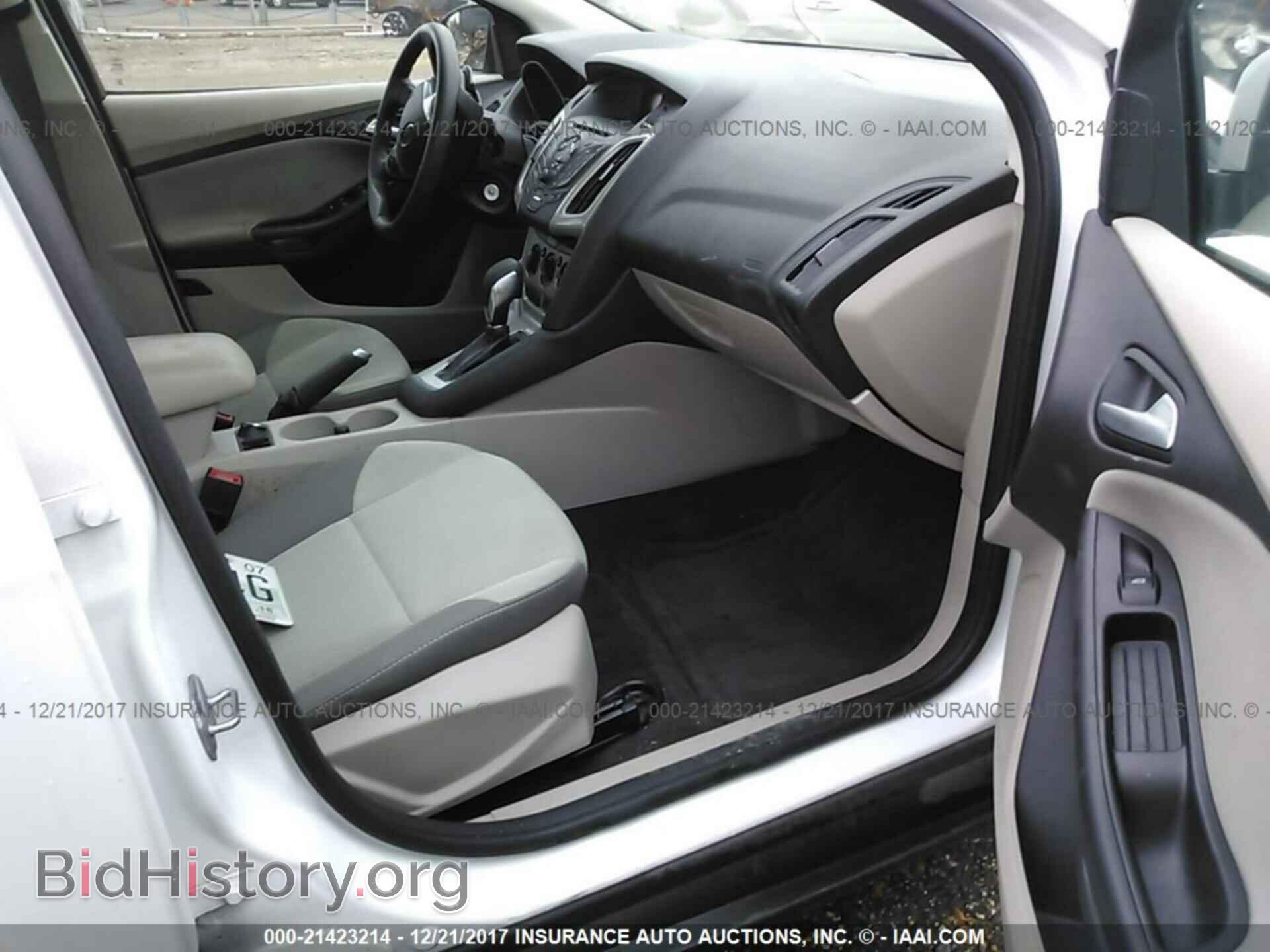 2014 Ford Focus - VIN: 1FADP3F20EL126104 - Photo 5