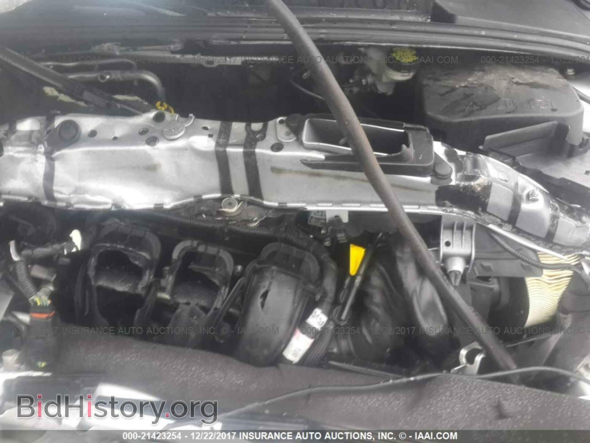 2016 Ford Focus - VIN: 1FADP3F22GL386765 - Photo 10