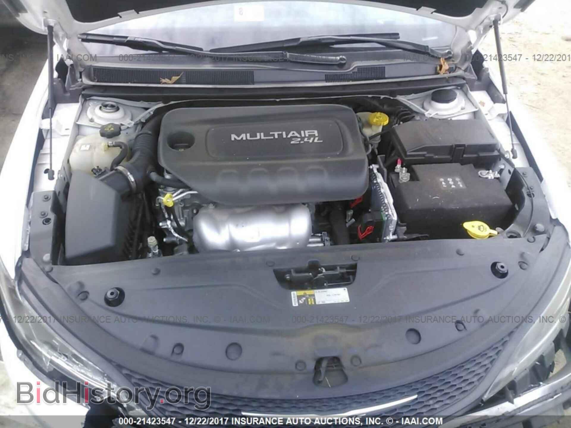 2015 Chrysler 200 - VIN: 1C3CCCBB5FN680157 - Фото 10
