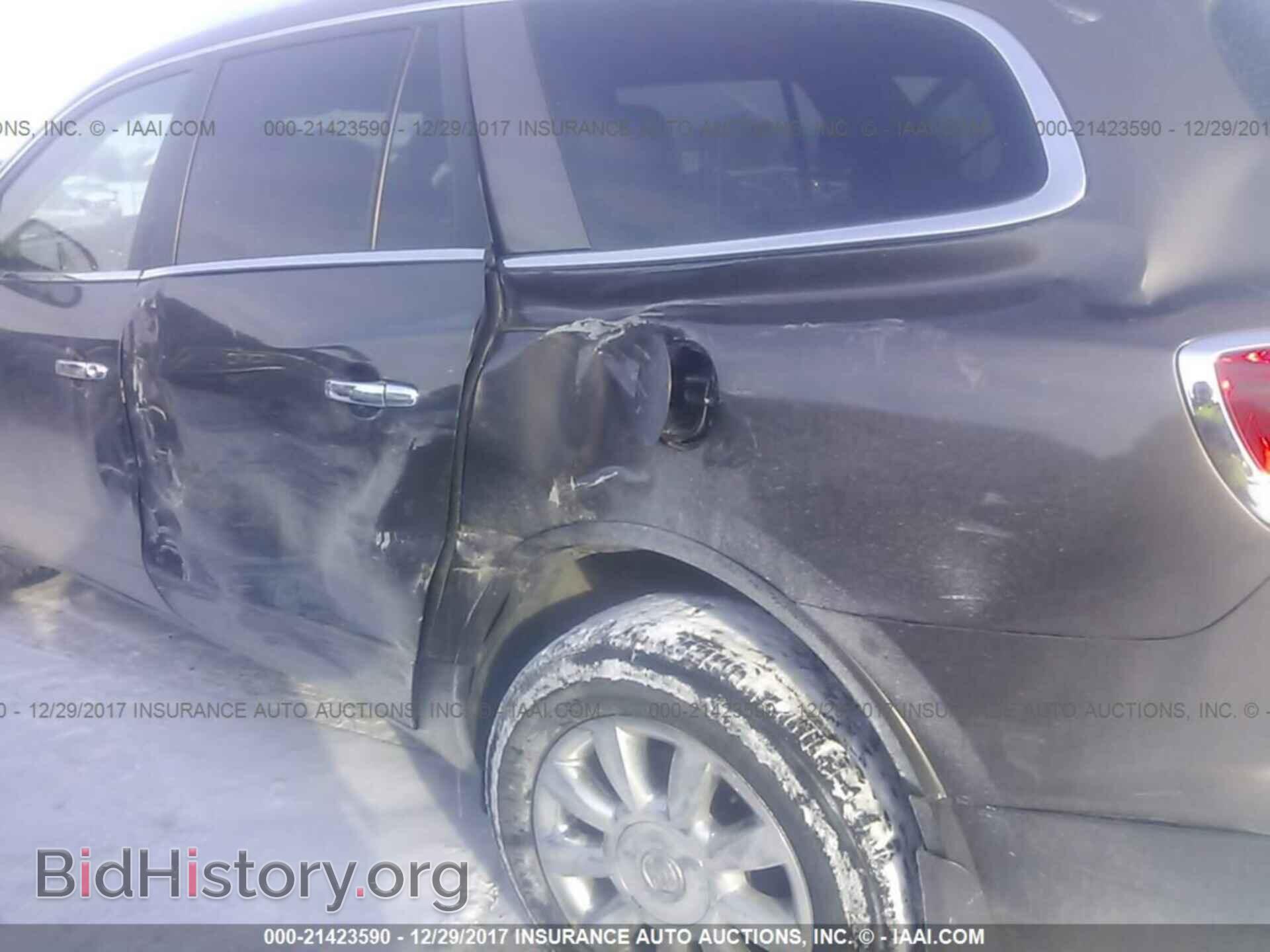 2011 Buick Enclave - VIN: 5GAKVCED6BJ304522 - Photo 6