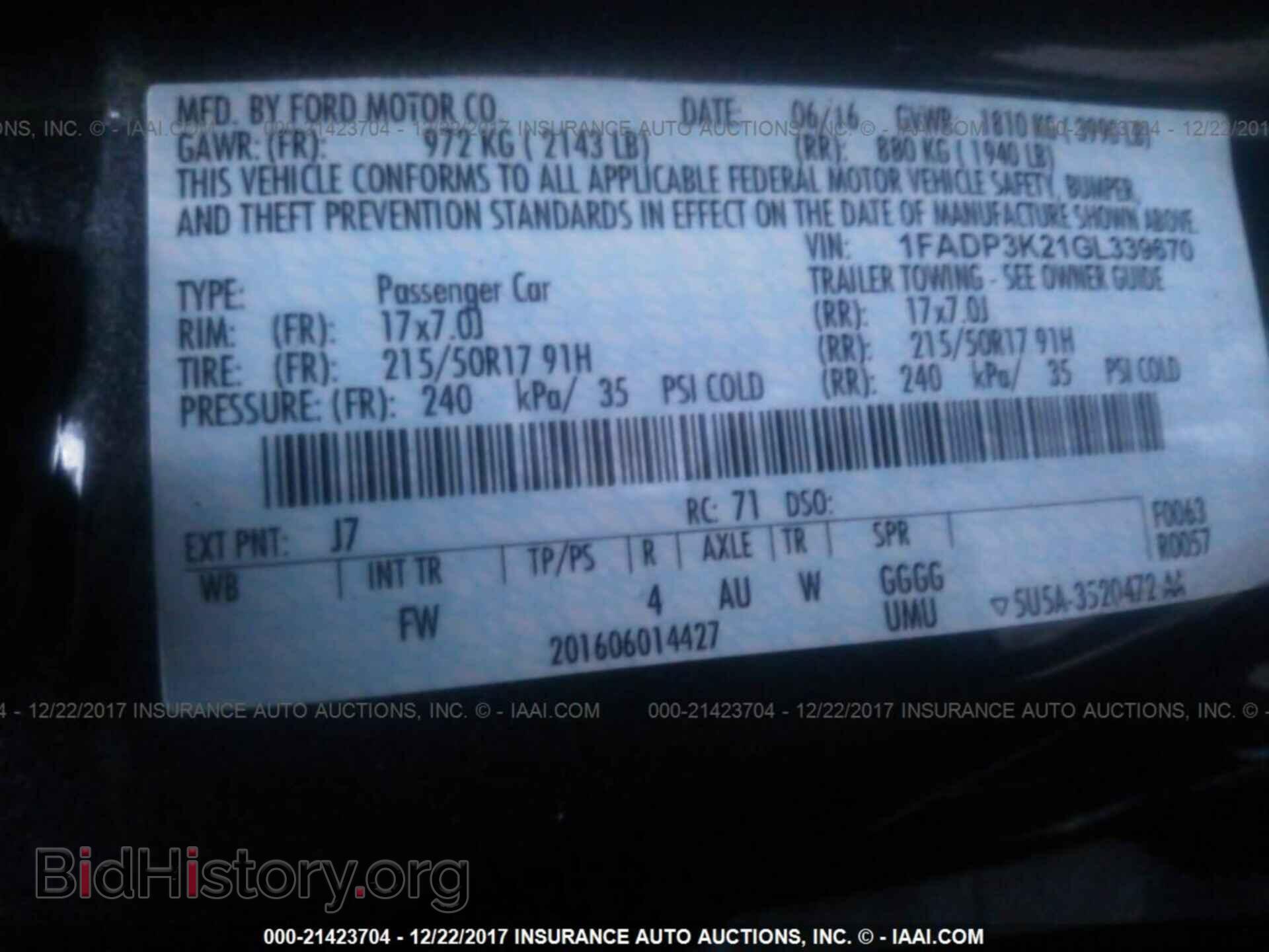 2016 Ford Focus - VIN: 1FADP3K21GL339670 - Photo 9