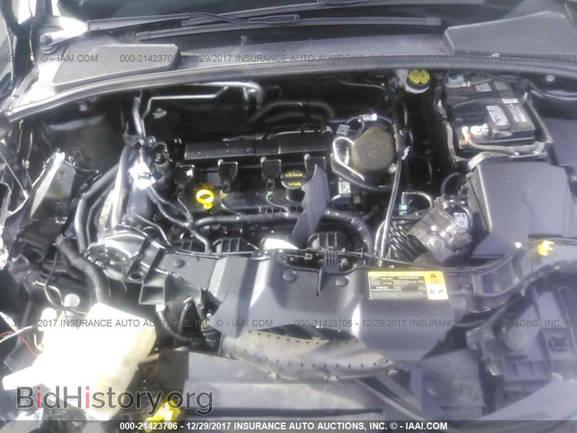 2012 Ford Focus - VIN: 1FAHP3K28CL230022 - Photo 10