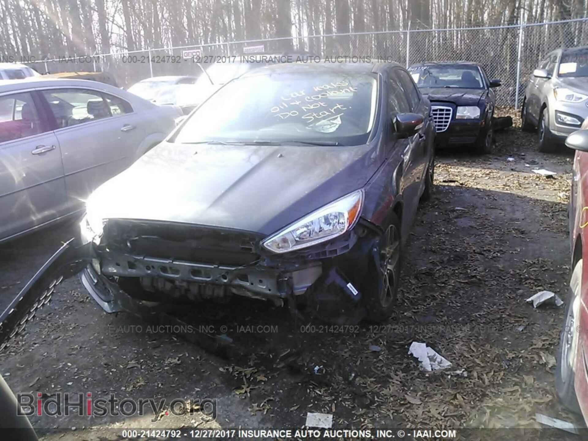 2015 Ford Focus - VIN: 1FADP3F2XFL228334 - Photo 6