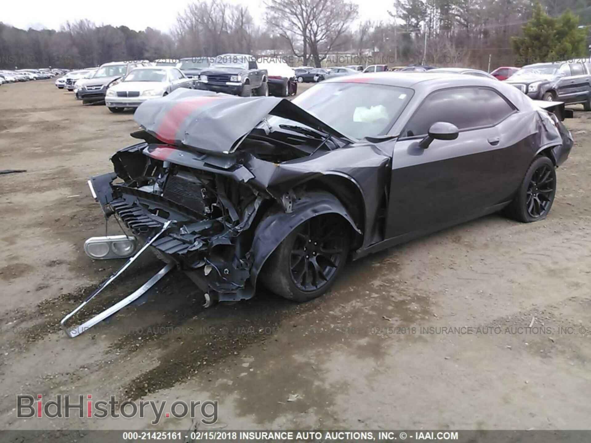 2013 Dodge Challenger - VIN: 2C3CDYAGXDH724358 - Photo 2