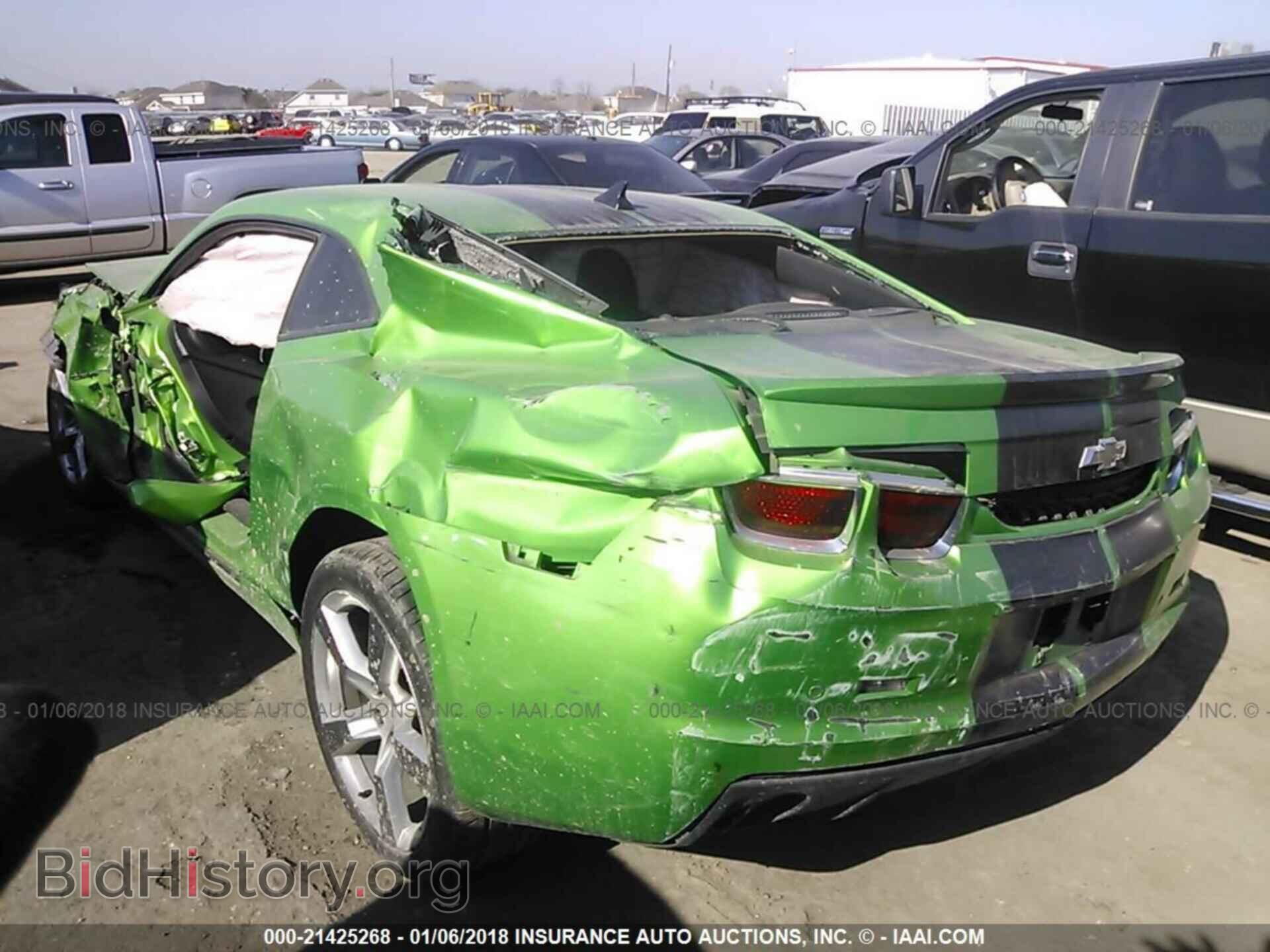2011 Chevrolet Camaro - VIN: 2G1FB1ED3B9157237 - Фото 3