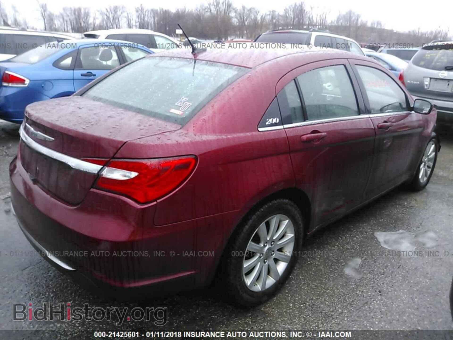 2013 Chrysler 200 - VIN: 1C3CCBBG6DN569152 - Photo 4