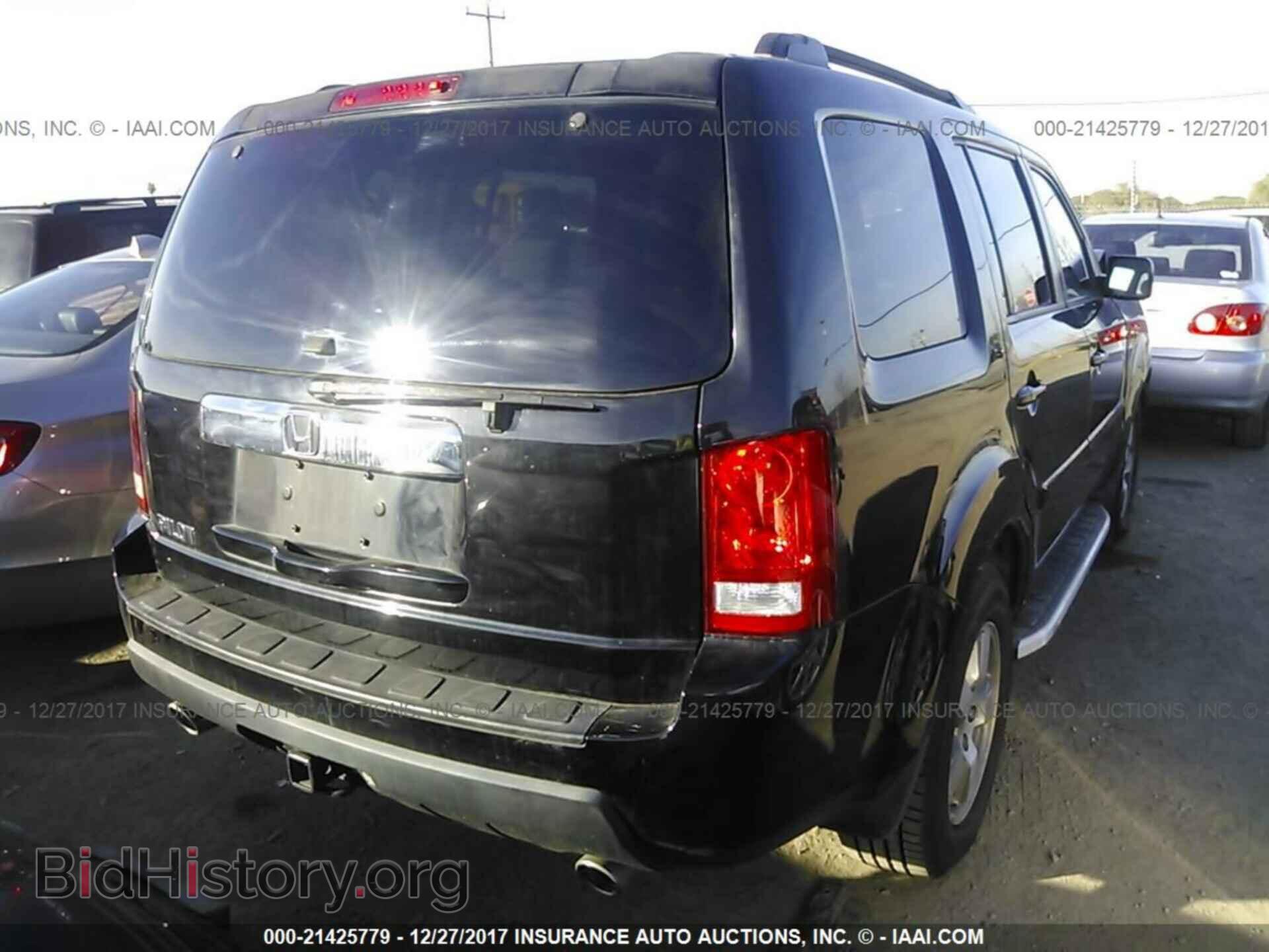 2011 Honda Pilot - VIN: 5FNYF3H49BB002456 - Photo 4