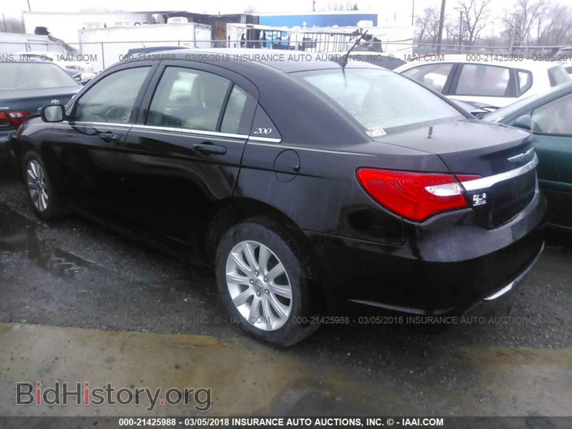 2013 Chrysler 200 - VIN: 1C3CCBBB2DN575194 - Photo 3