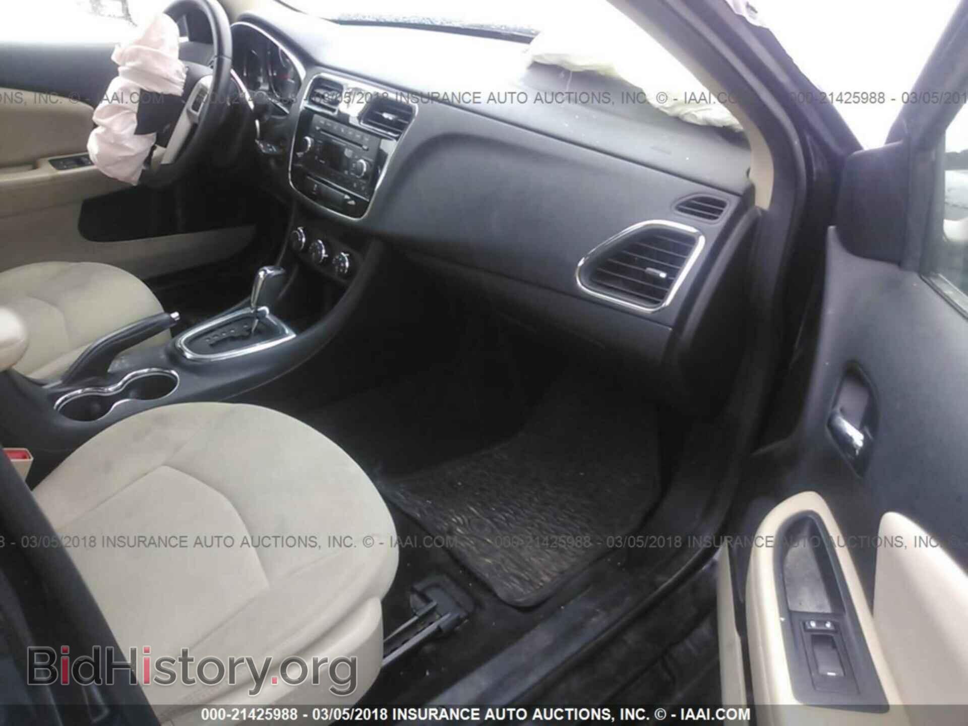 2013 Chrysler 200 - VIN: 1C3CCBBB2DN575194 - Photo 5