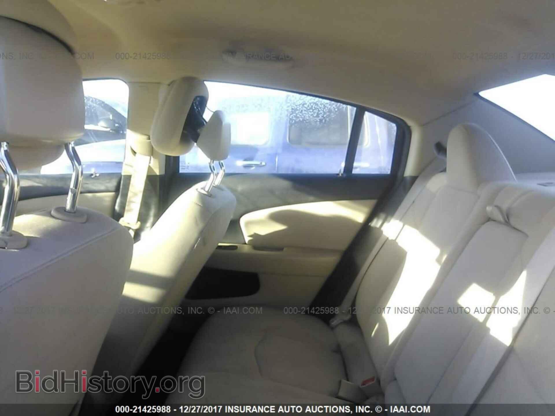 2013 Chrysler 200 - VIN: 1C3CCBBB2DN575194 - Photo 8
