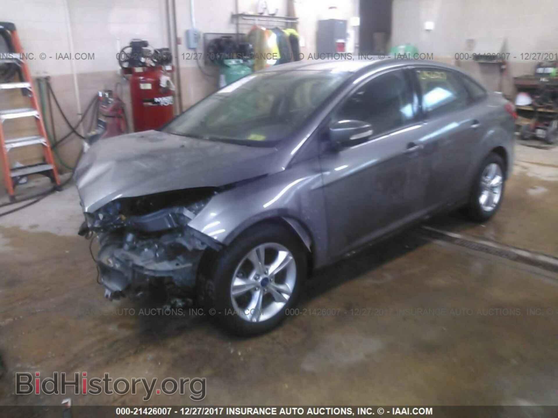 2014 Ford Focus - VIN: 1FADP3F29EL160185 - Photo 2