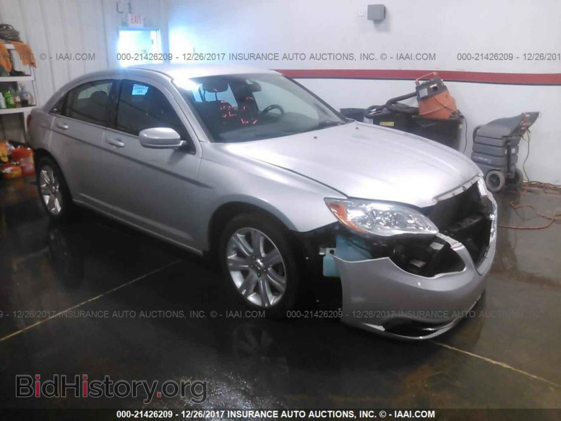 Фотография 1C3CCBBB1CN144358 - Chrysler 200 2012