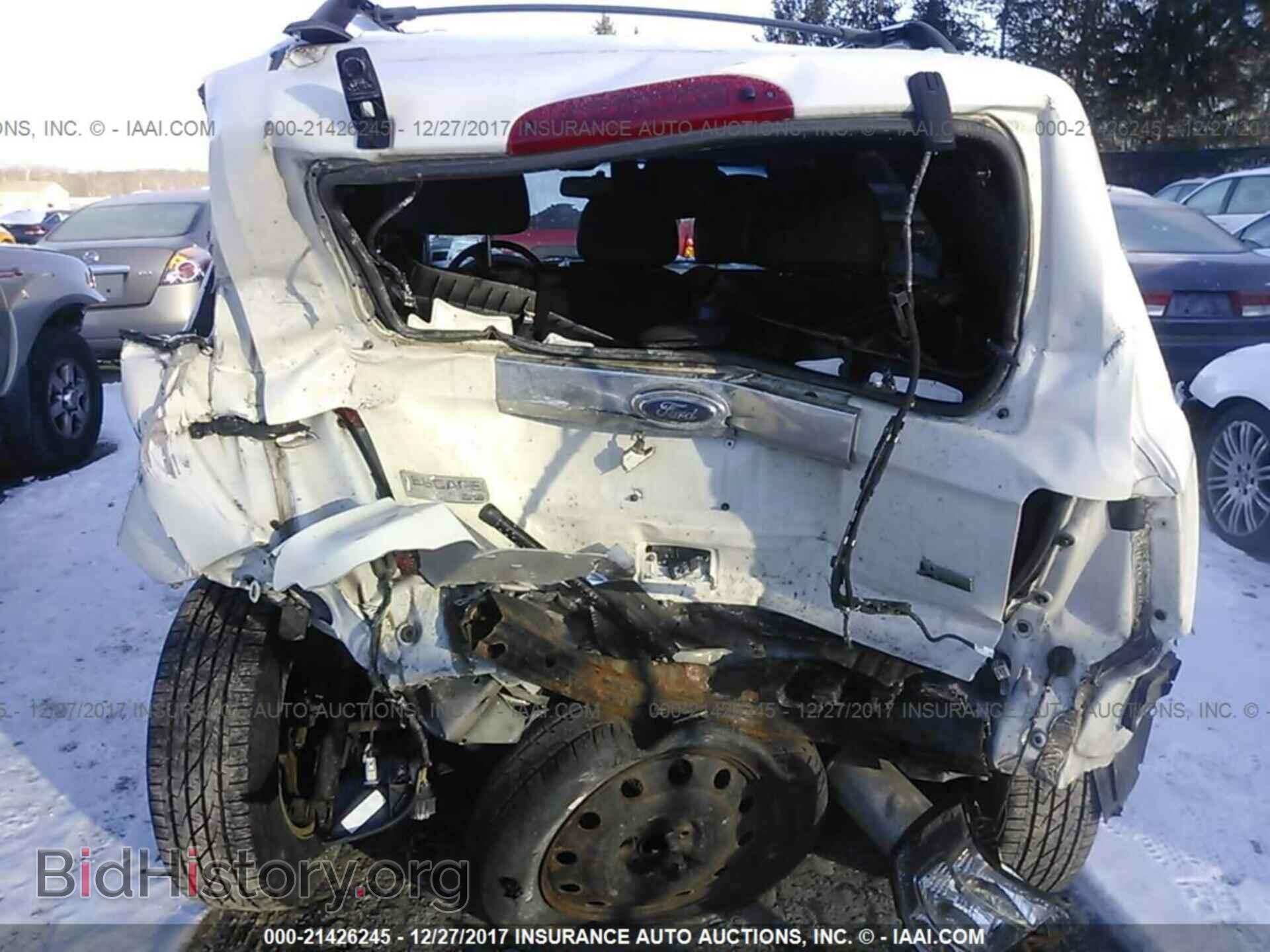 2011 Ford Escape - VIN: 1FMCU9EG0BKC42589 - Photo 6