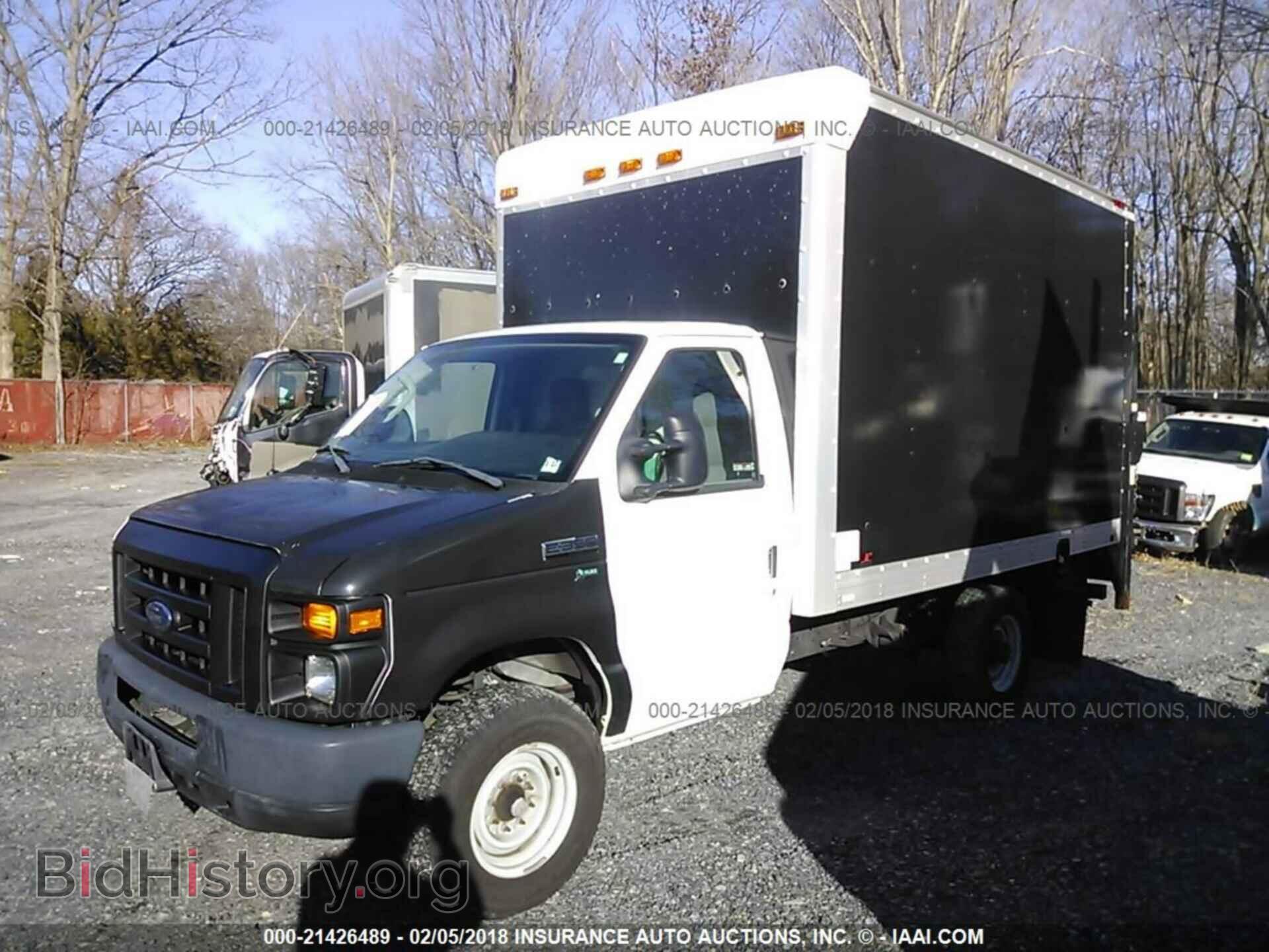2012 Ford Econoline - VIN: 1FDSE3FL5CDB34492 - Фото 2