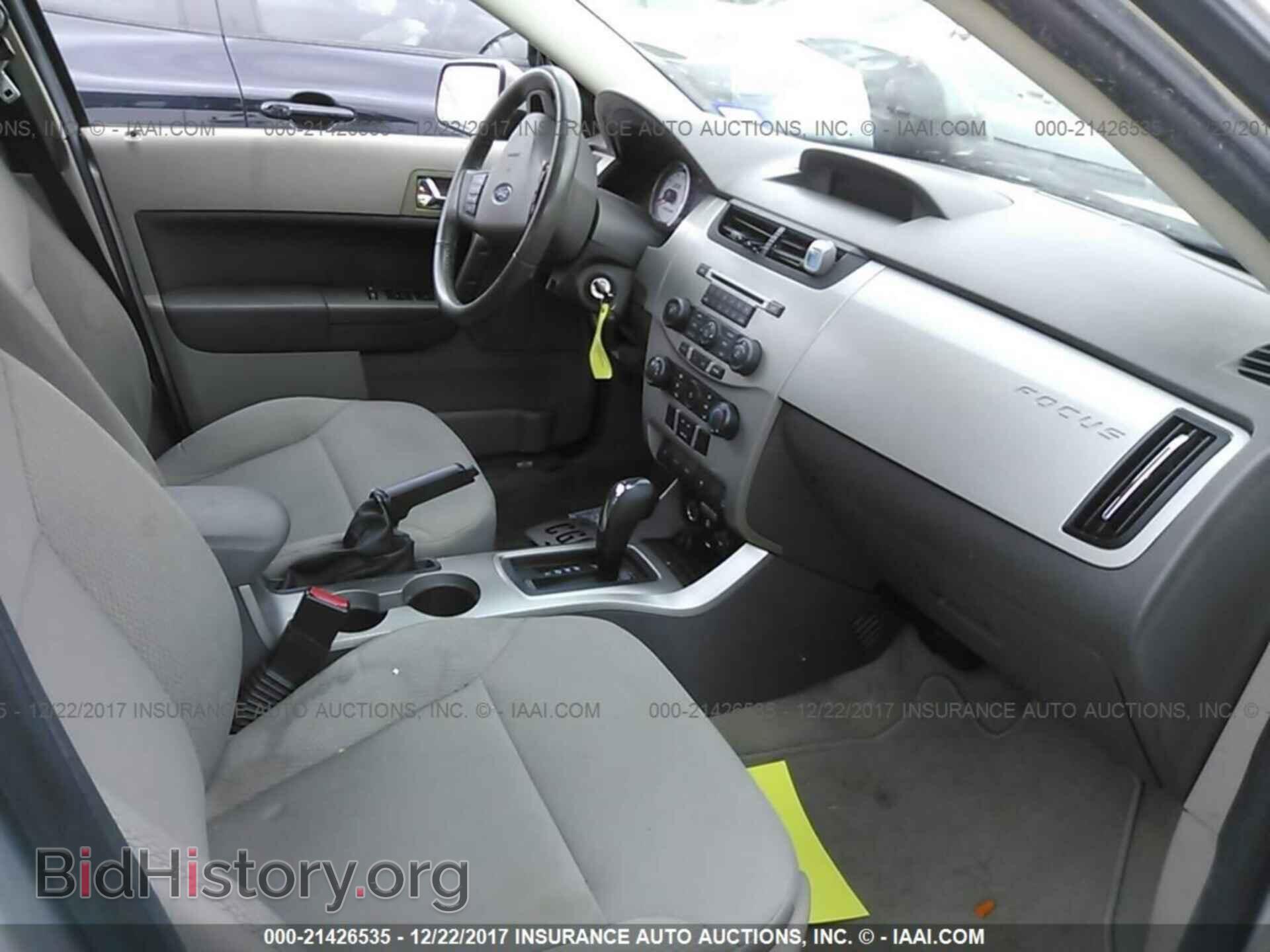 2011 Ford Focus - VIN: 1FAHP3GN0BW117231 - Фото 5
