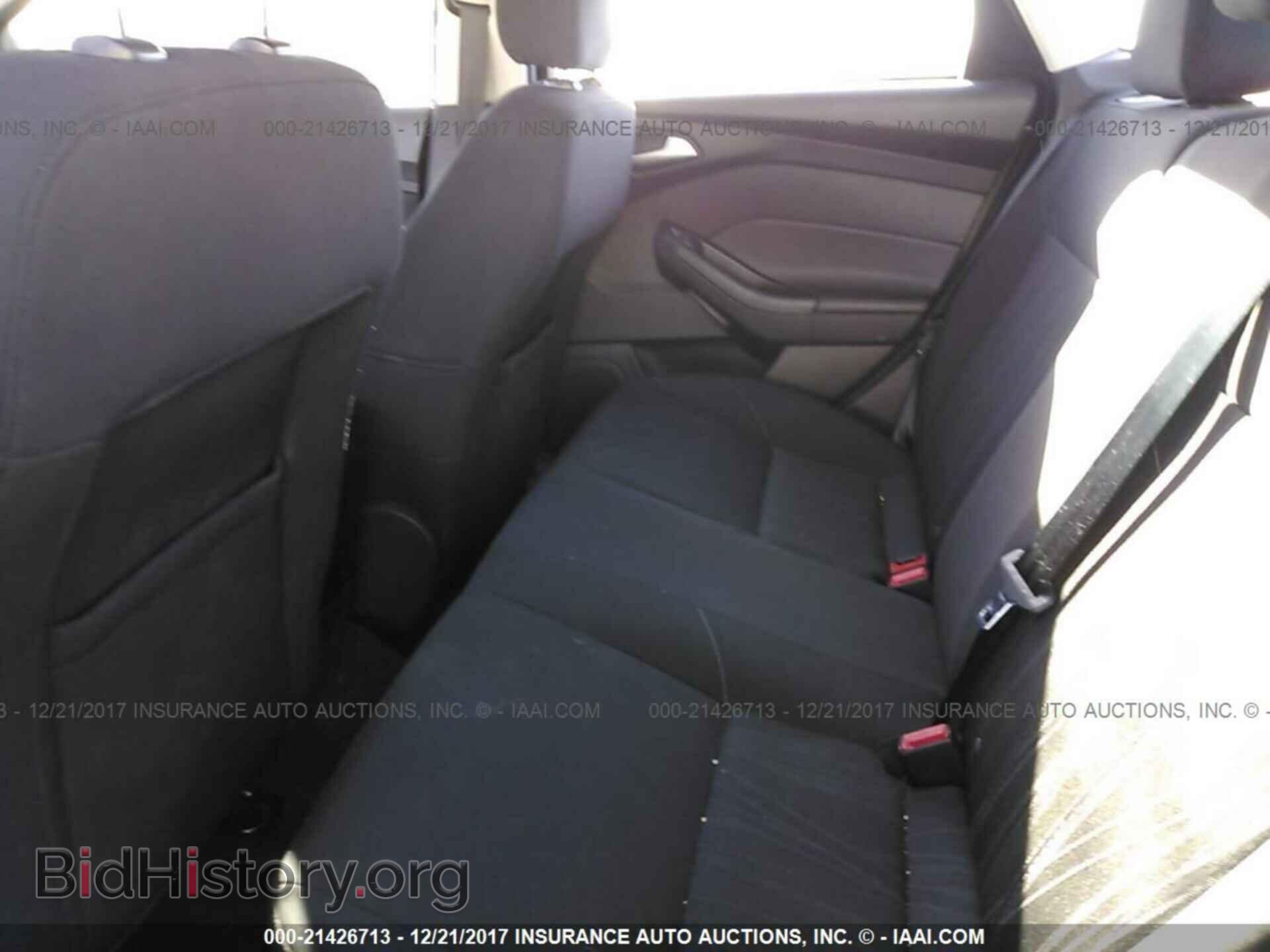 2016 Ford Focus - VIN: 1FADP3F26GL238327 - Photo 8