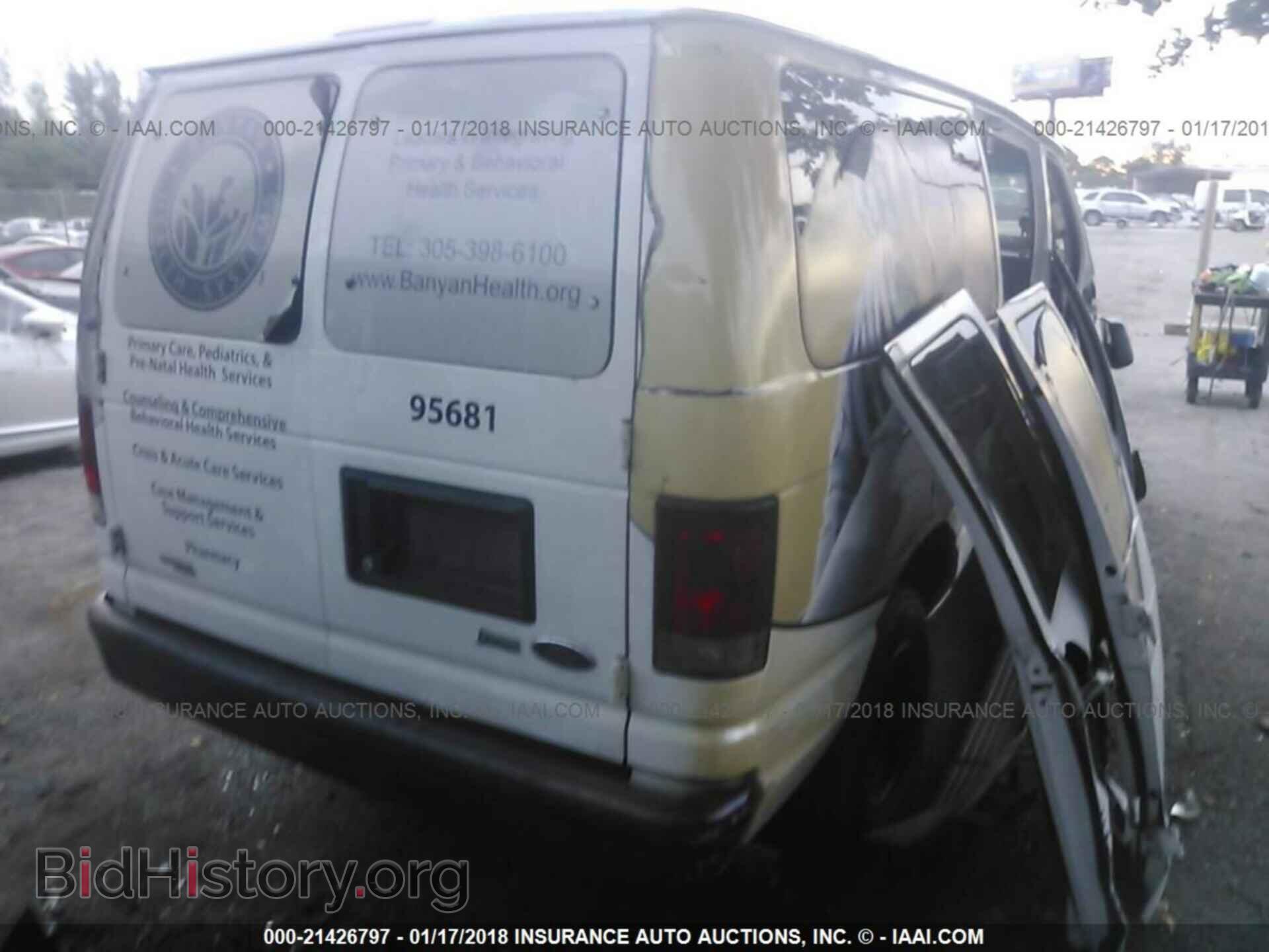 2011 Ford Econoline - VIN: 1FBNE3BL3BDA64484 - Photo 4