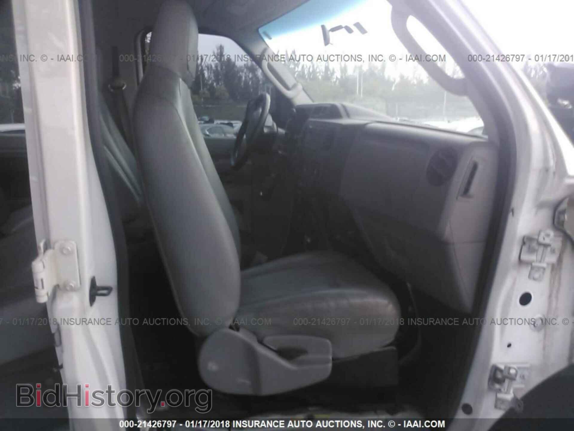 2011 Ford Econoline - VIN: 1FBNE3BL3BDA64484 - Photo 5