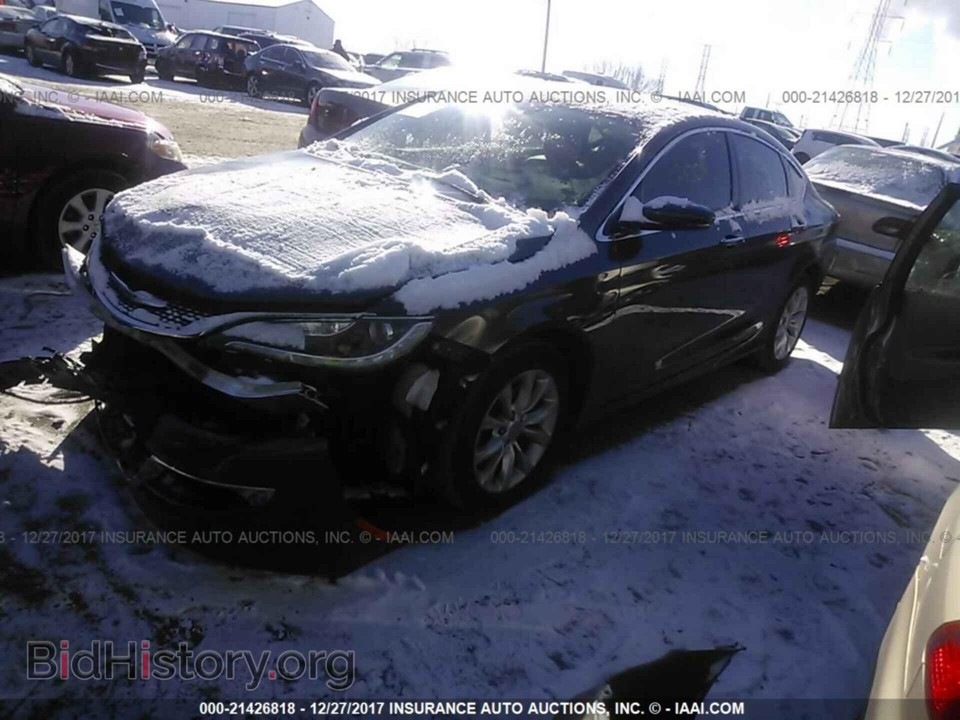 2015 Chrysler 200 - VIN: 1C3CCCCG0FN524800 - Photo 2