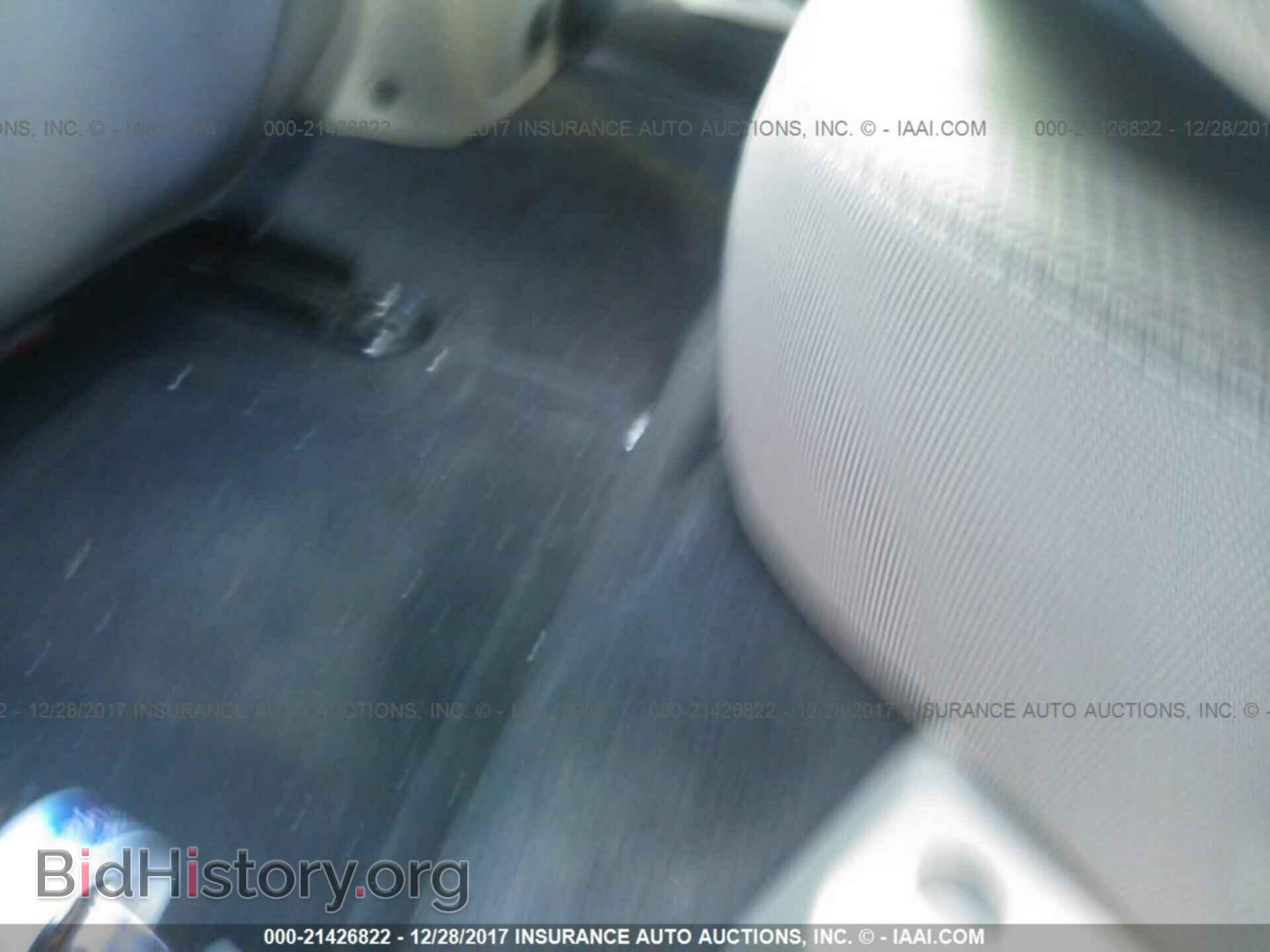 2013 Ford Focus - VIN: 1FADP3F22DL364132 - Photo 8