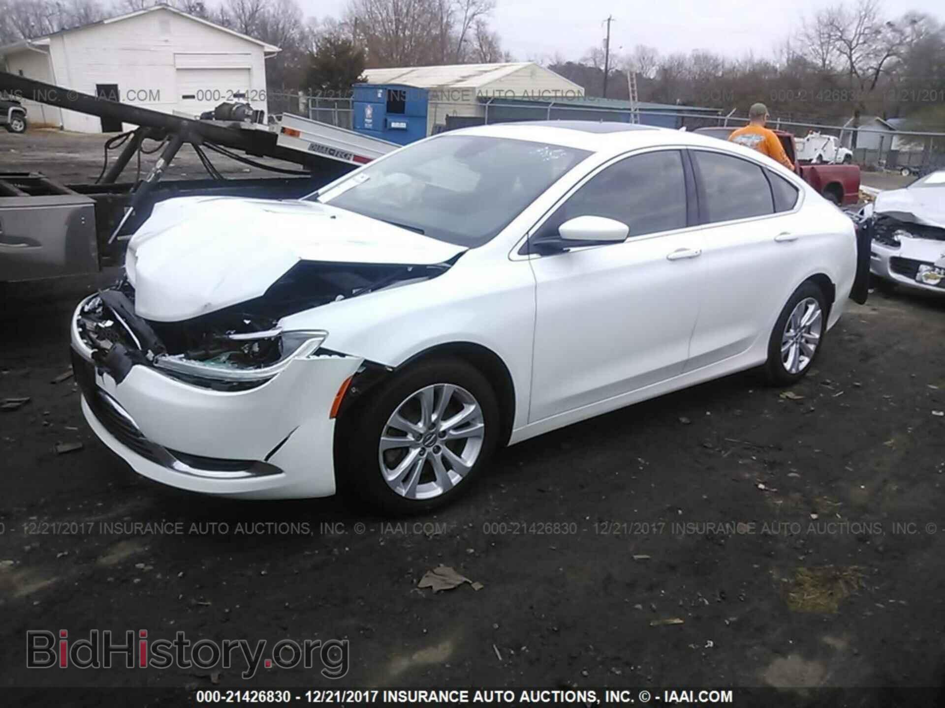 2017 Chrysler 200 - VIN: 1C3CCCAGXHN511204 - Фото 2