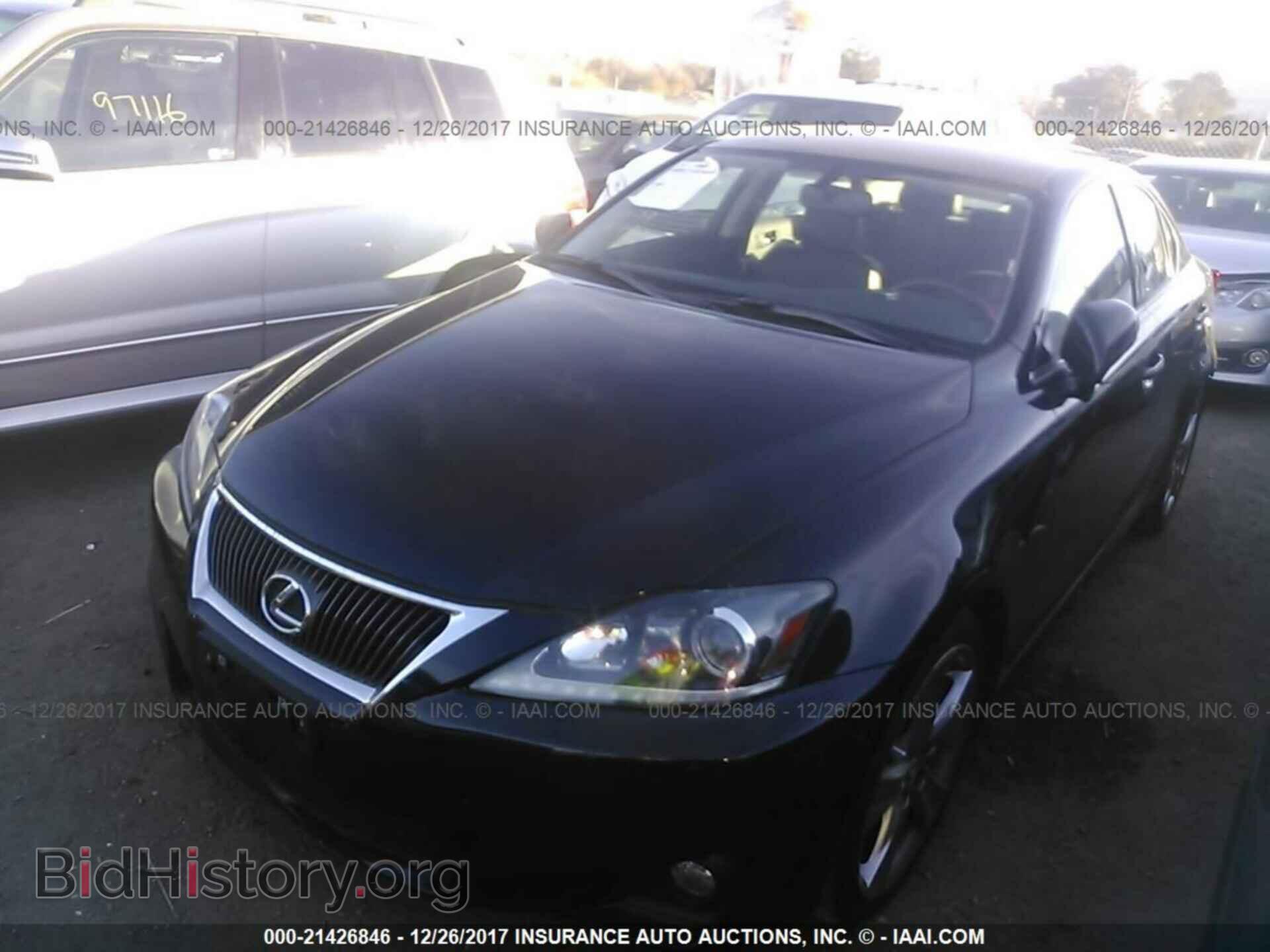 2011 Lexus Is - VIN: JTHBF5C29B5137735 - Фото 2