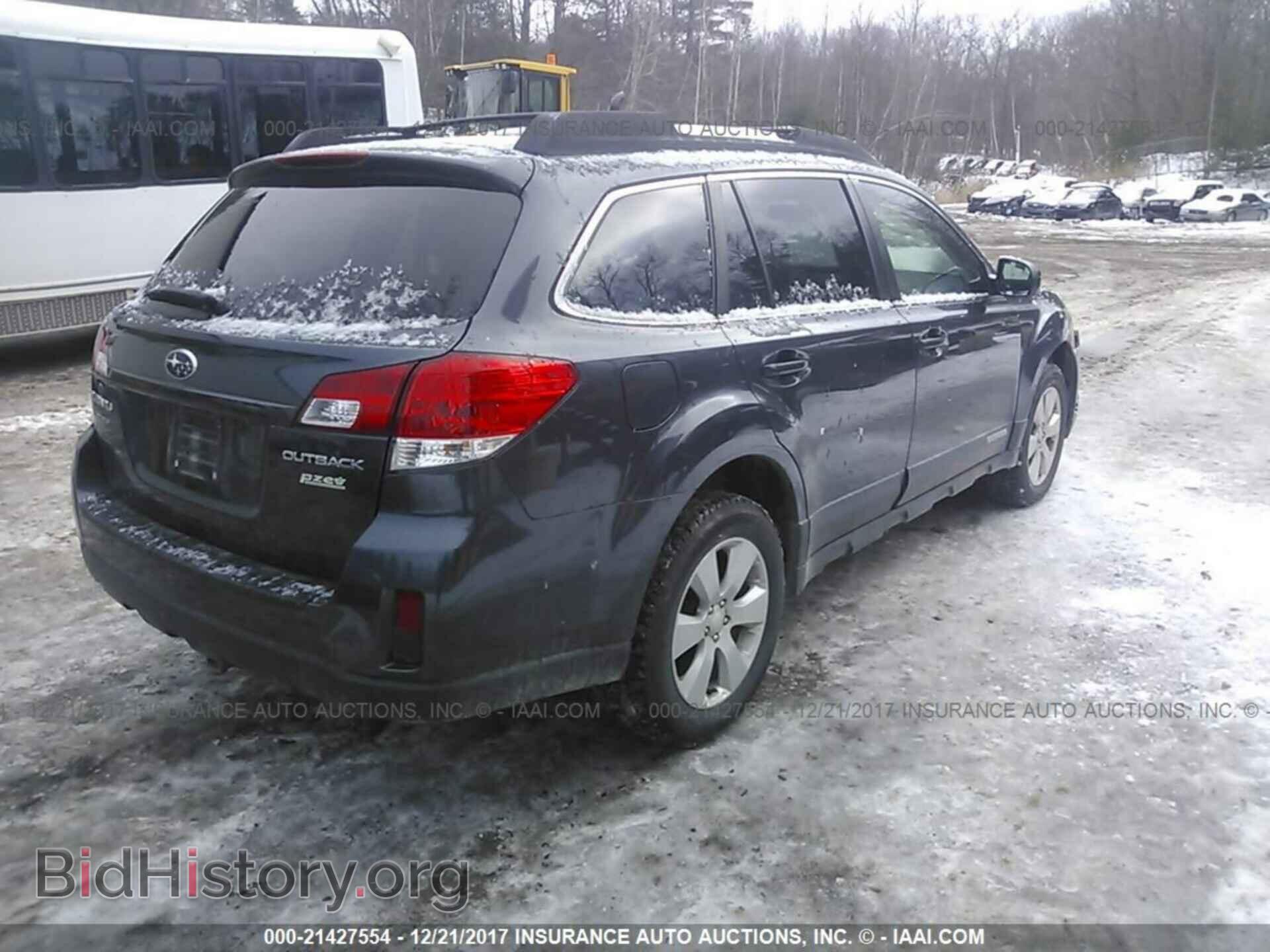 2011 Subaru Outback - VIN: 4S4BRBCC0B3369728 - Фото 4