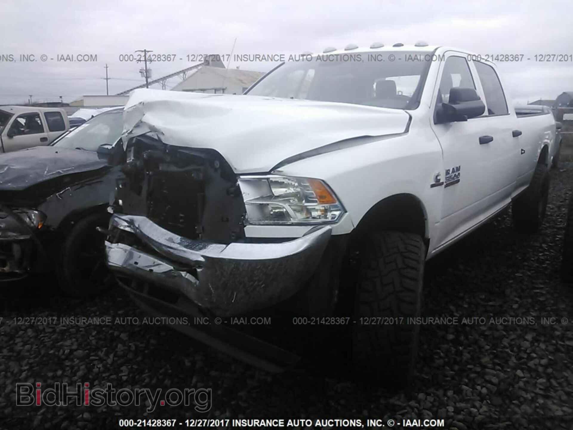 2016 Ram 3500 - VIN: 3C63R3GL4GG227273 - Фото 2