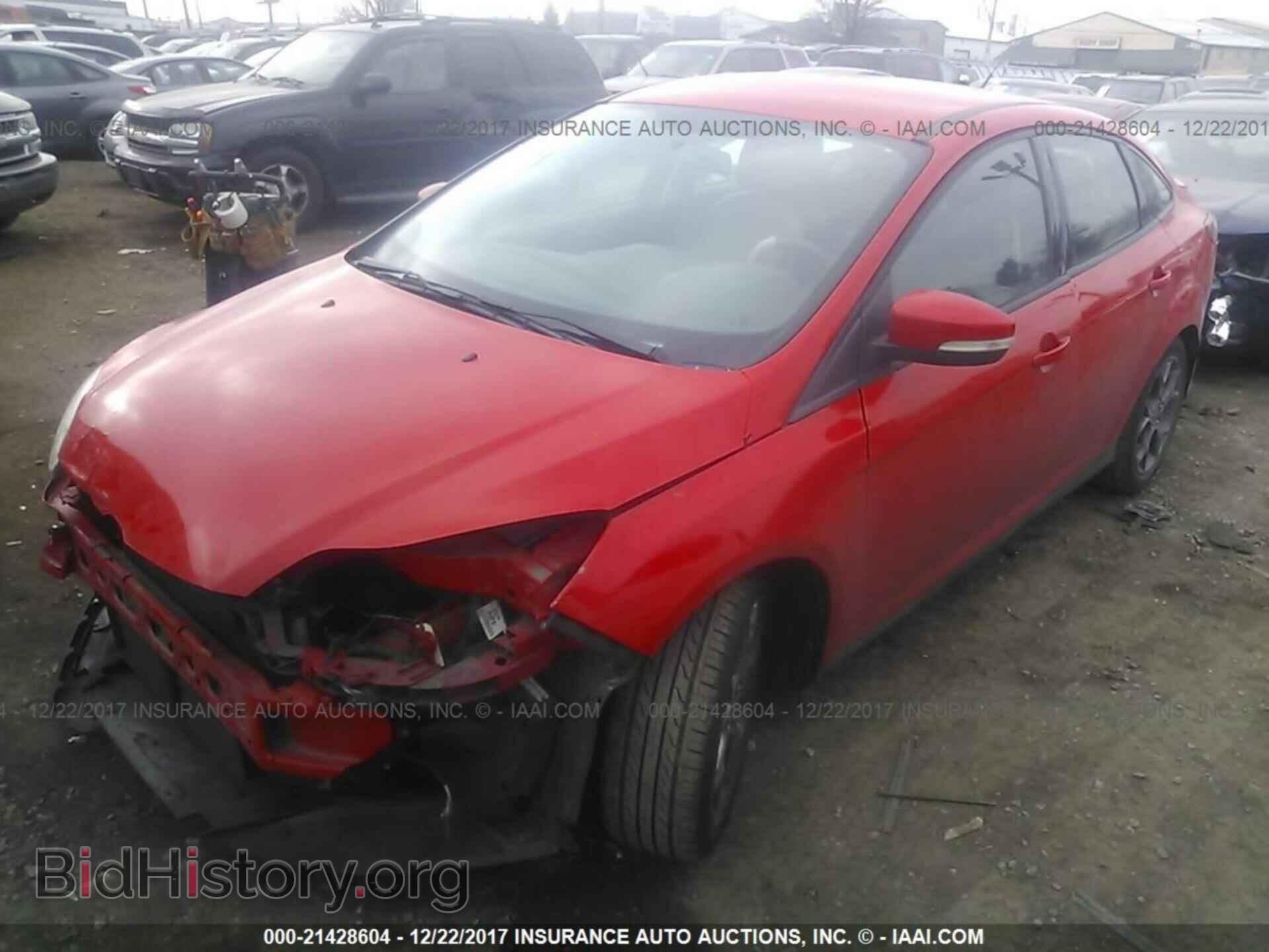 2013 Ford Focus - VIN: 1FADP3F2XDL130157 - Photo 2