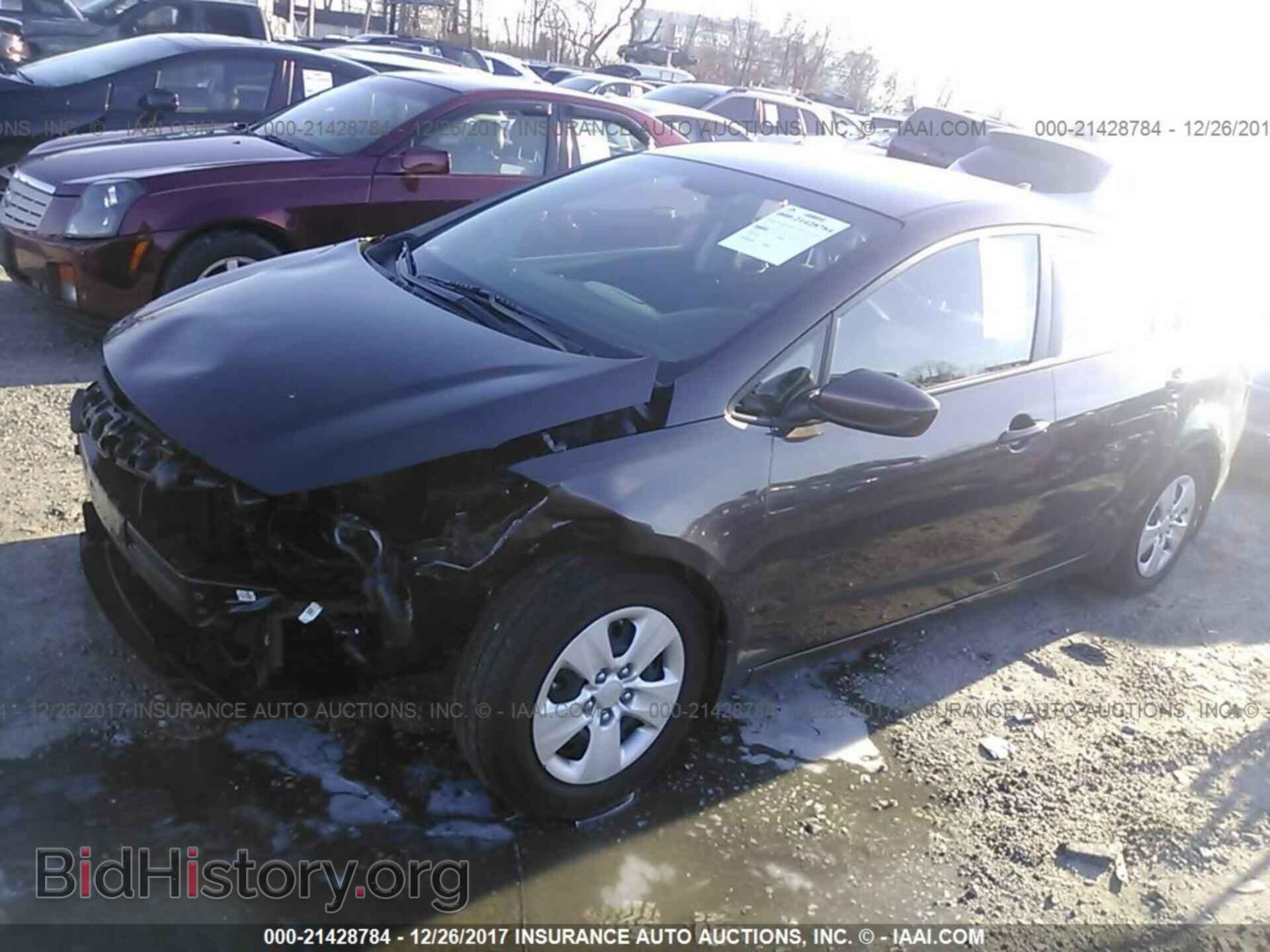 2017 Kia Forte - VIN: 3KPFK4A75HE132259 - Фото 2