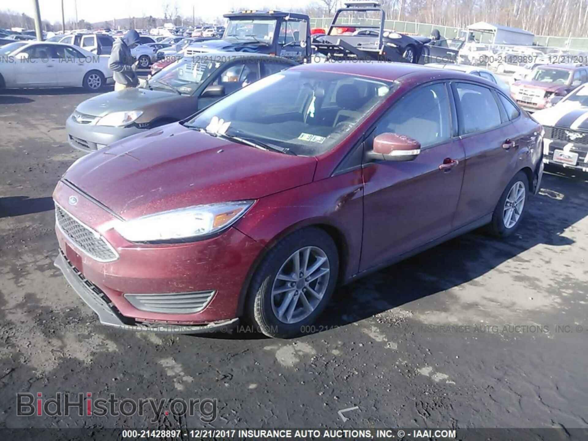 2016 Ford Focus - VIN: 1FADP3F28GL200954 - Фото 2