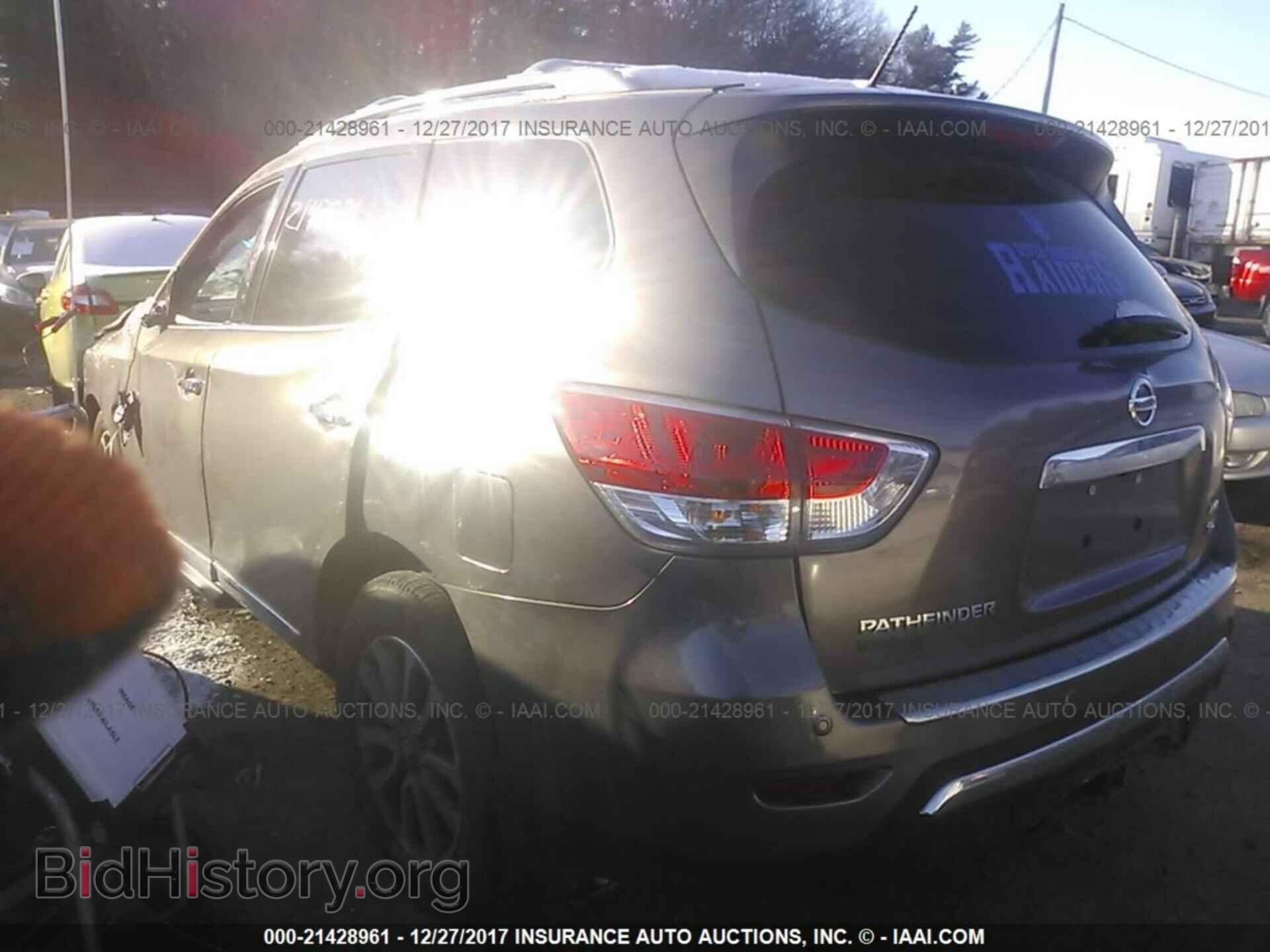 2014 Nissan Pathfinder - VIN: 5N1AR2MM5EC699954 - Фото 3