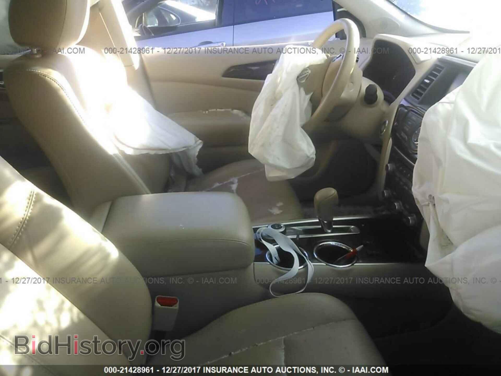 2014 Nissan Pathfinder - VIN: 5N1AR2MM5EC699954 - Фото 5