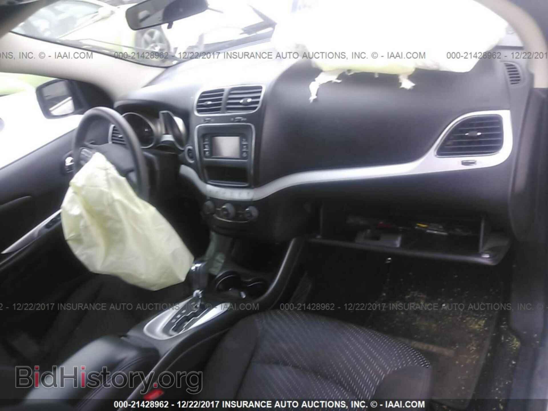 2014 Dodge Journey - VIN: 3C4PDDBG1ET108903 - Фото 5