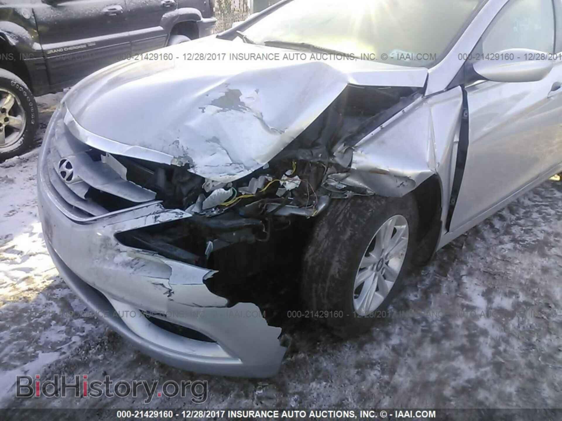 2012 Hyundai Sonata - VIN: 5NPEB4AC1CH377749 - Фото 6