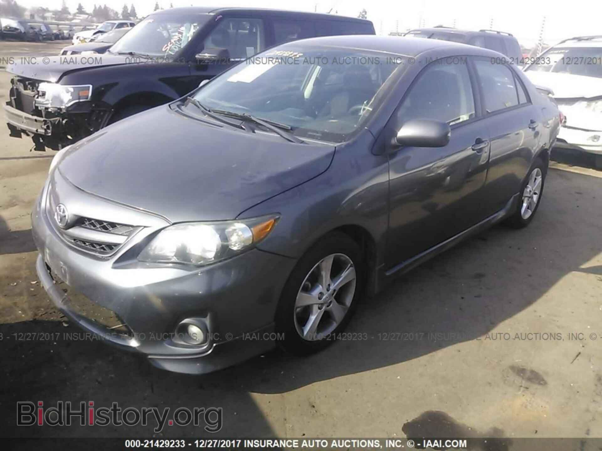 2013 Toyota Corolla - VIN: 2T1BU4EE7DC020086 - Фото 2