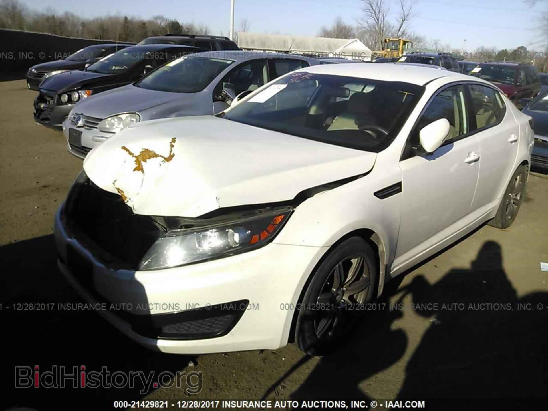 2011 Kia Optima - VIN: KNAGM4A77B5101013 - Фото 2