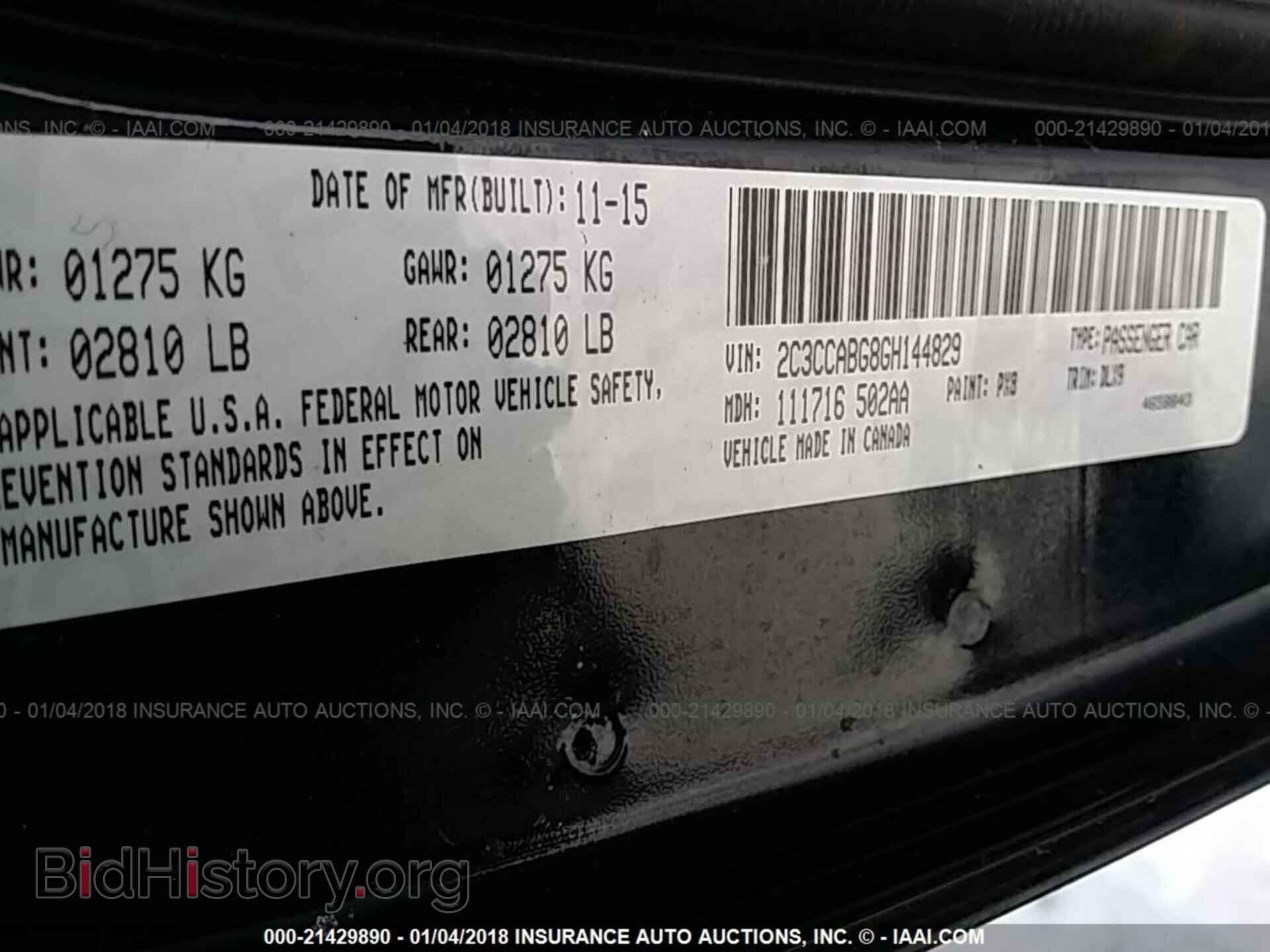 2016 Chrysler 300 - VIN: 2C3CCABG8GH144829 - Photo 9