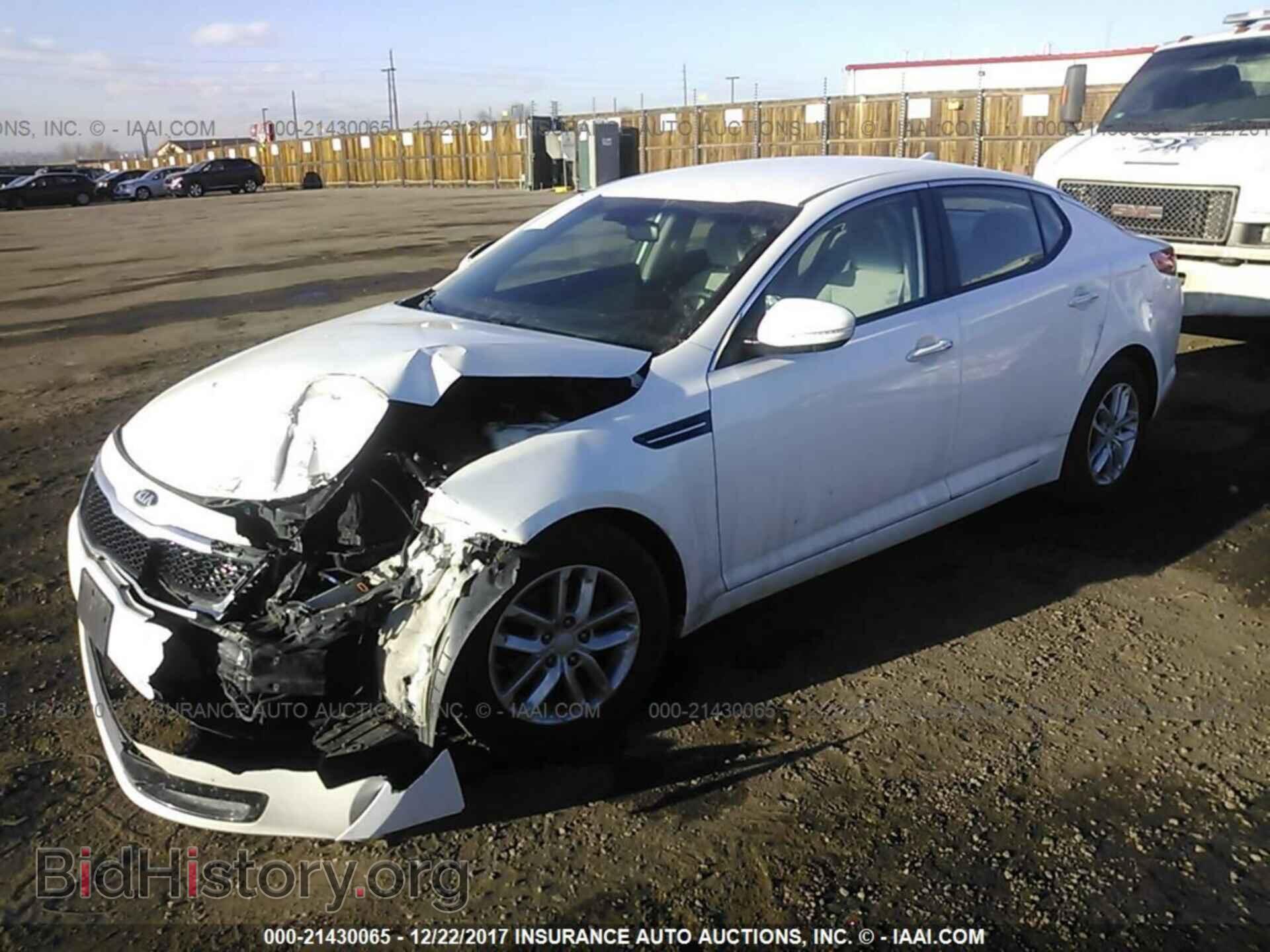 2013 Kia Optima - VIN: KNAGM4A75D5389049 - Photo 2
