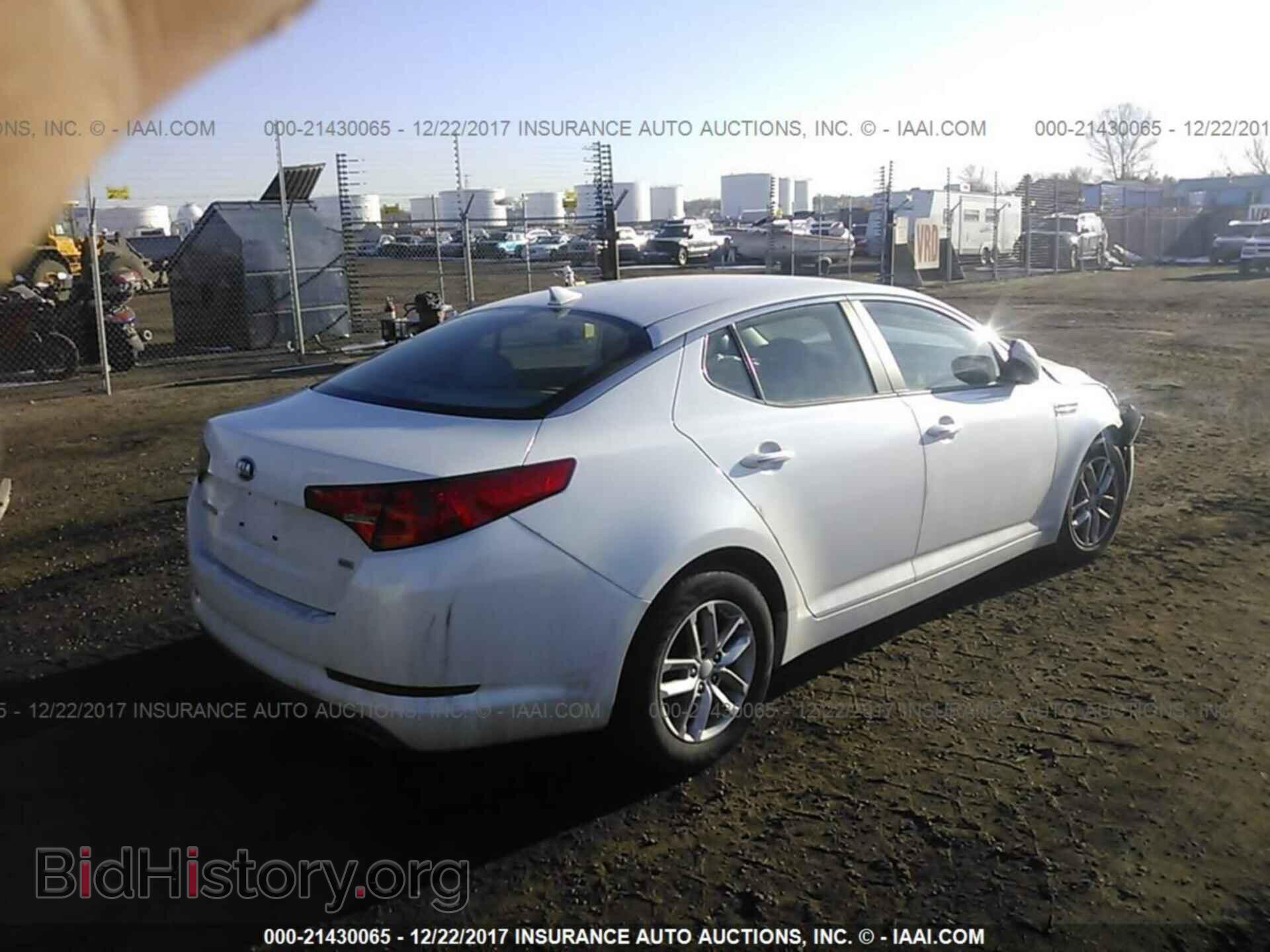 2013 Kia Optima - VIN: KNAGM4A75D5389049 - Photo 4