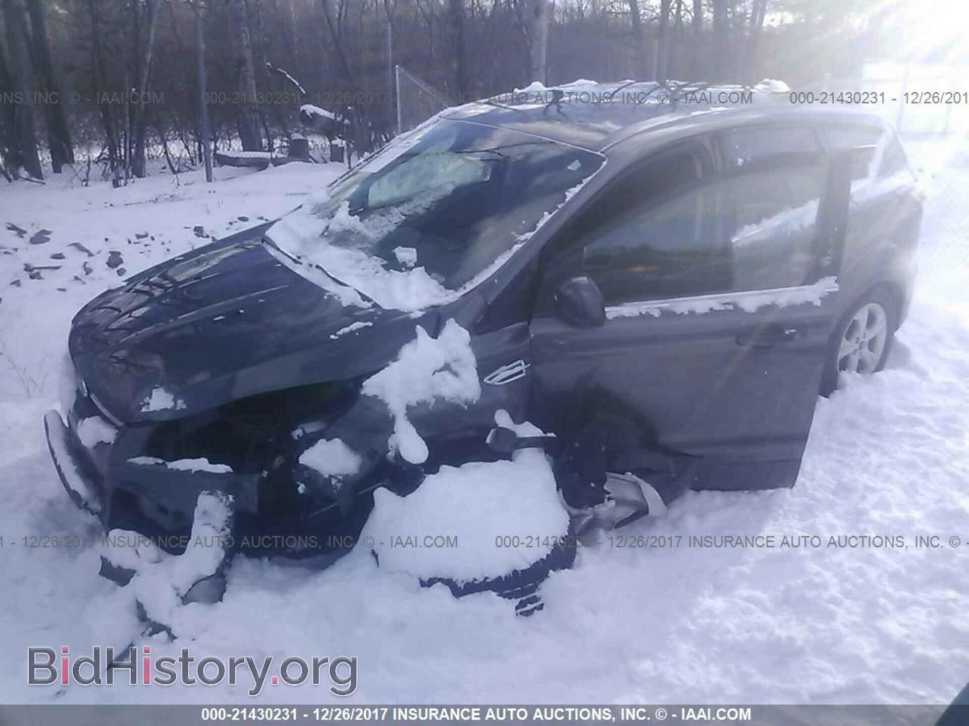 2015 Ford Escape - VIN: 1FMCU9GX2FUC11237 - Фото 2