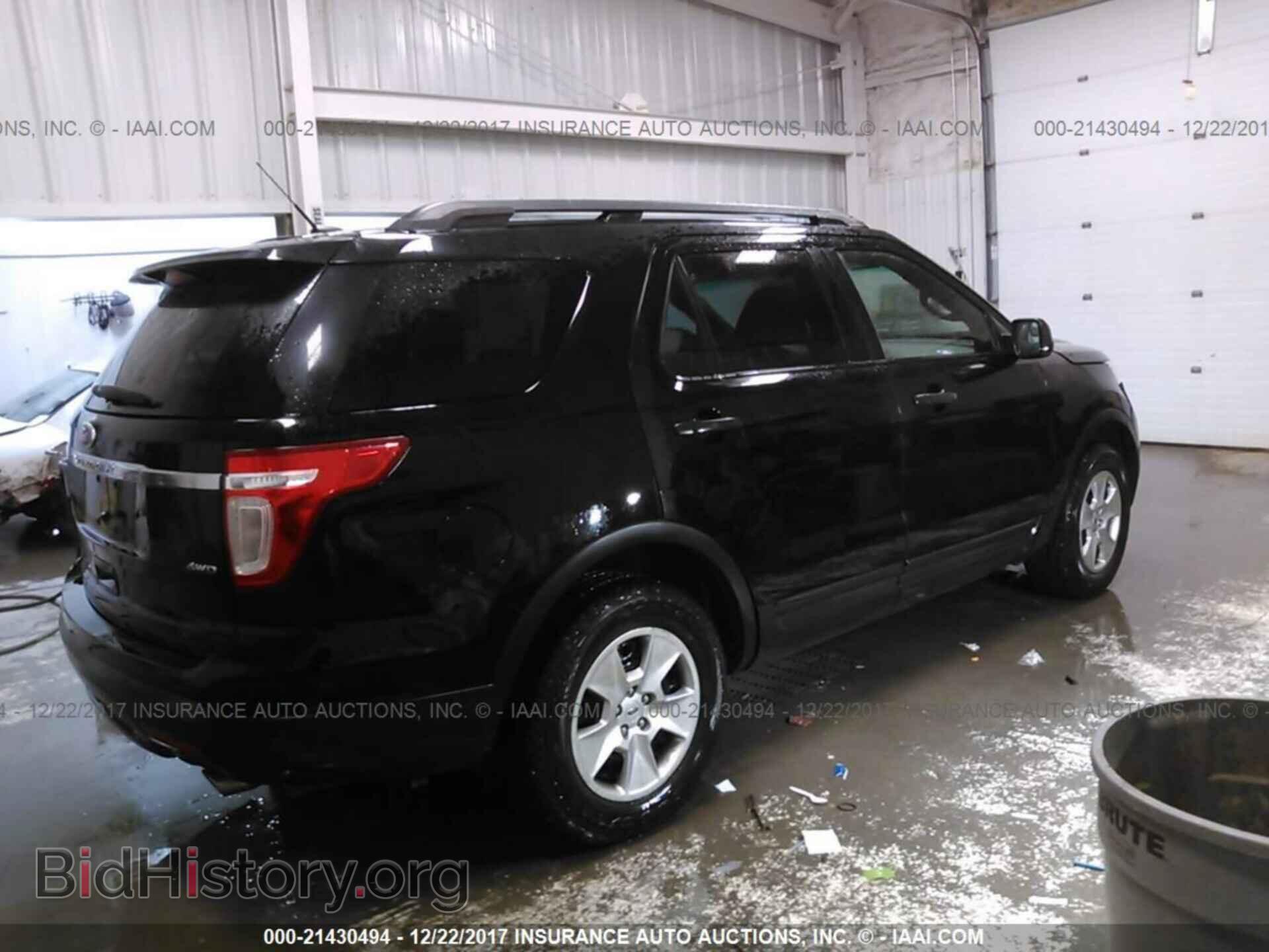 2011 Ford Explorer - VIN: 1FMHK8B85BGA87964 - Фото 4