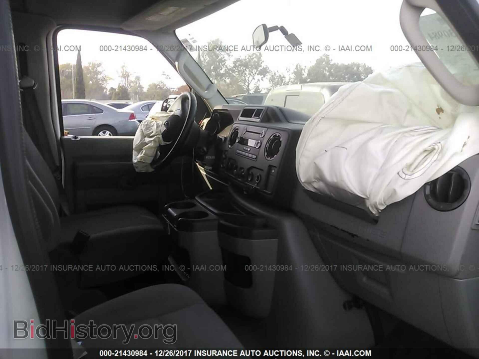 2011 Ford Econoline - VIN: 1FBSS3BL2BDA03848 - Photo 5