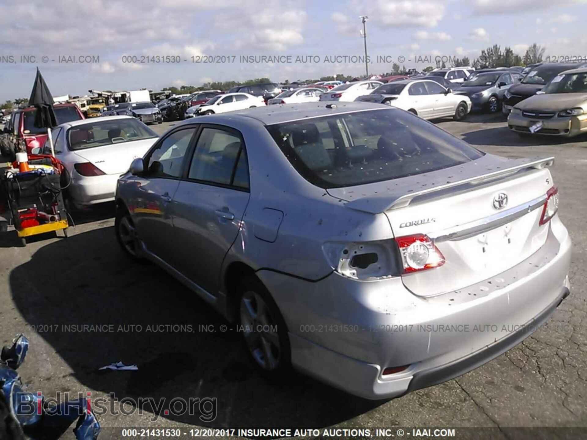 2011 Toyota Corolla - VIN: 2T1BU4EE7BC600757 - Photo 3