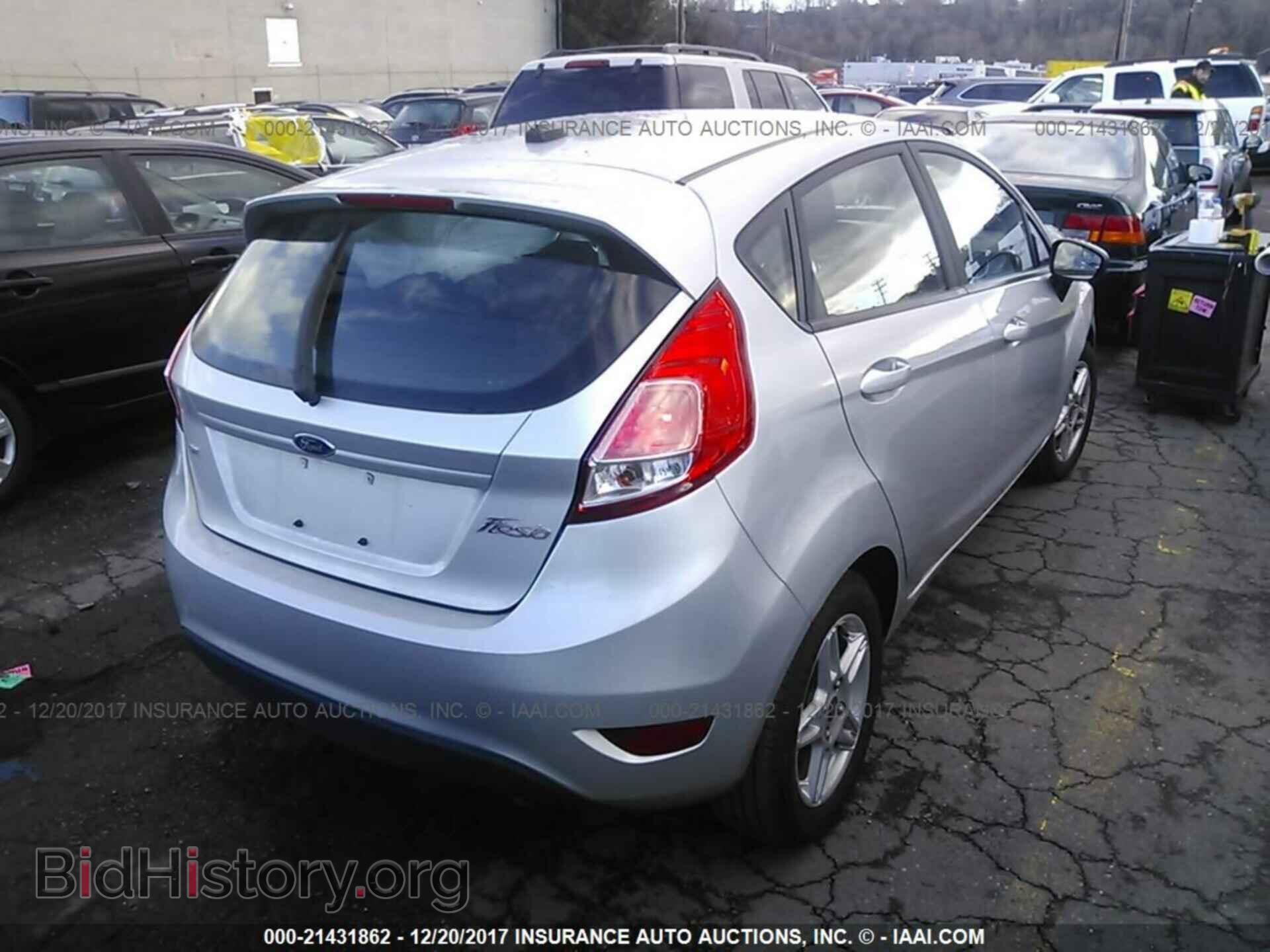 2017 Ford Fiesta - VIN: 3FADP4EJ4HM113745 - Фото 4