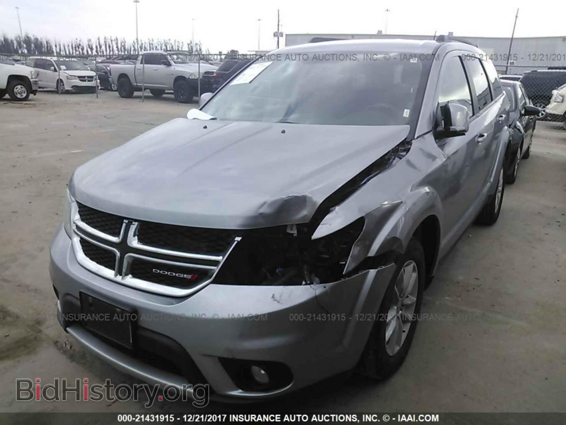 2017 Dodge Journey - VIN: 3C4PDDBG7HT520621 - Фото 2