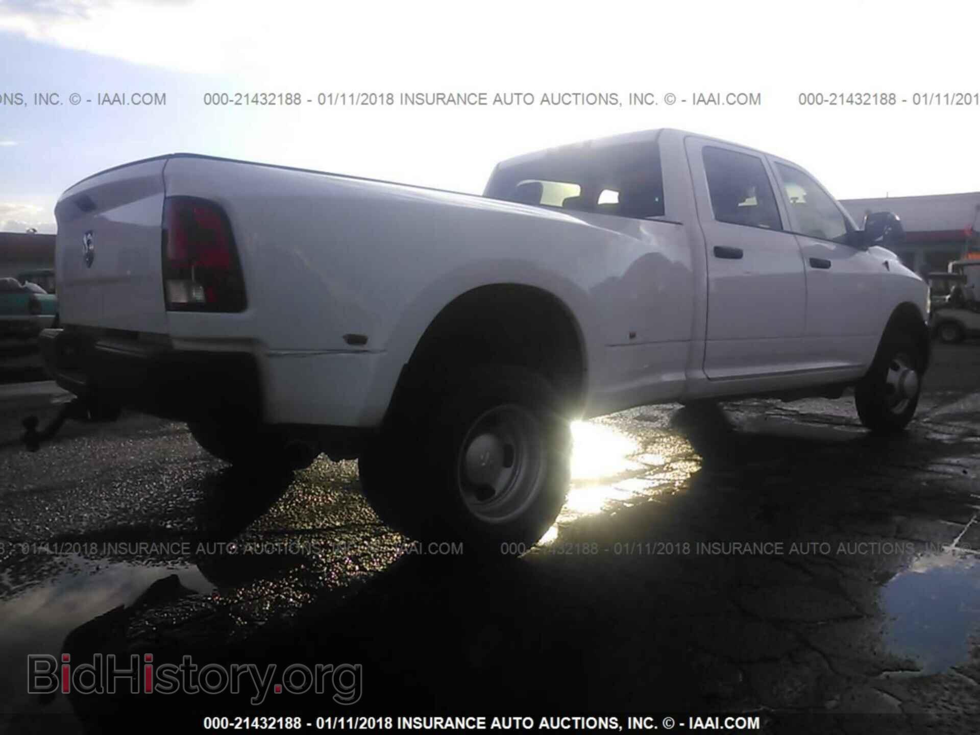 2014 Ram 3500 - VIN: 3C63RRGL7EG275477 - Photo 4