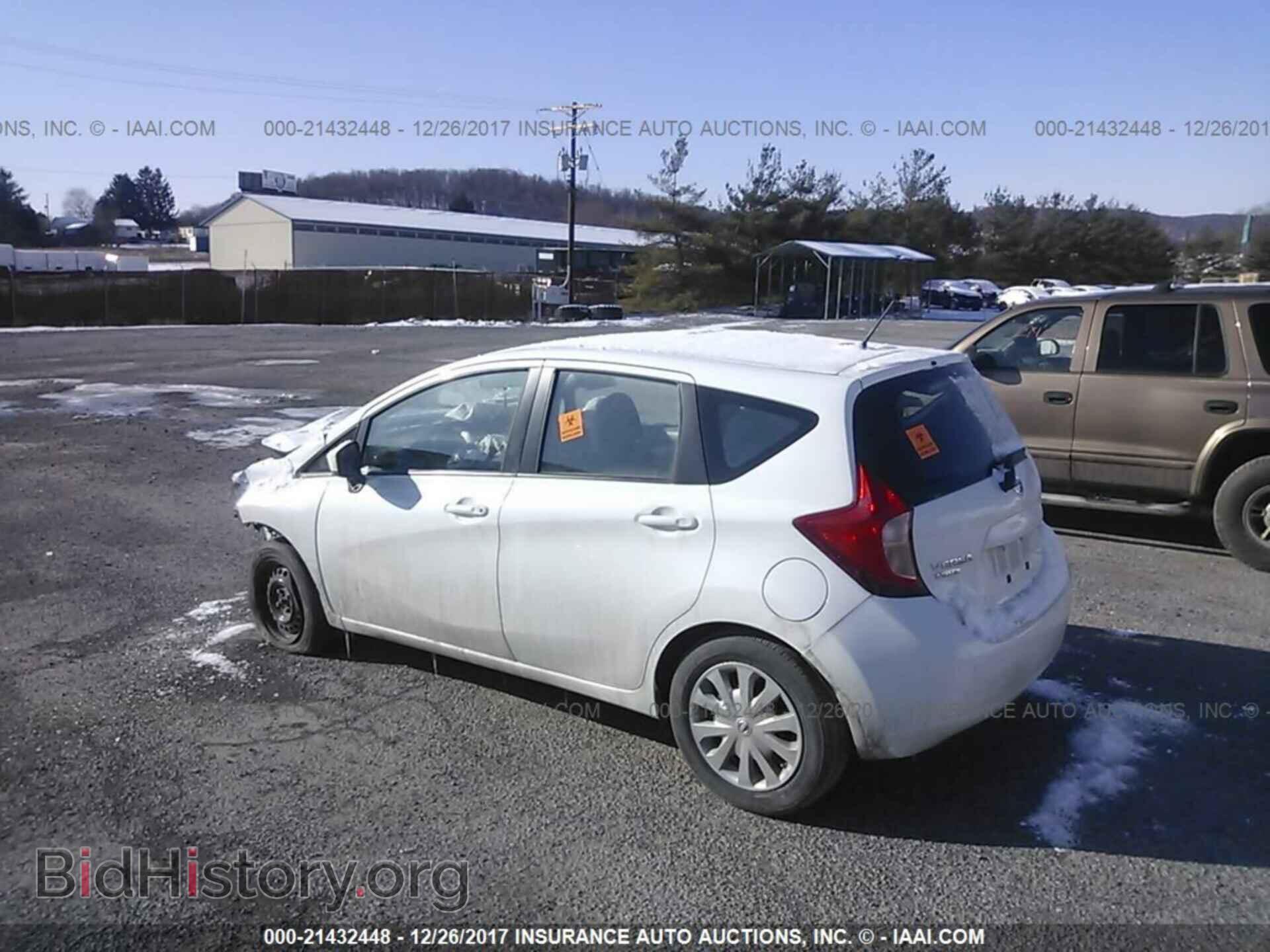 2016 Nissan Versa note - VIN: 3N1CE2CP9GL370124 - Фото 3