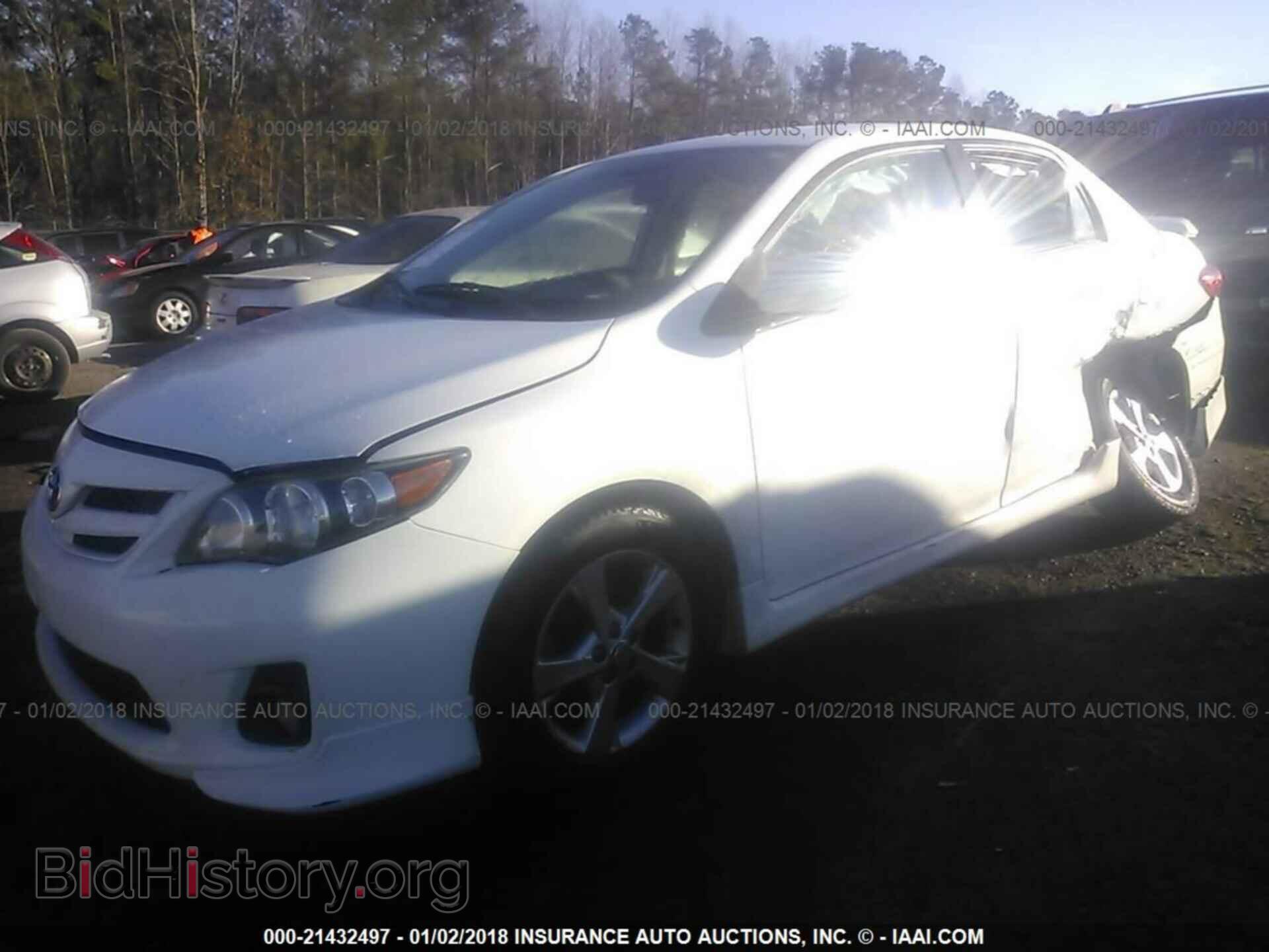 2013 Toyota Corolla - VIN: 5YFBU4EE2DP084357 - Photo 2