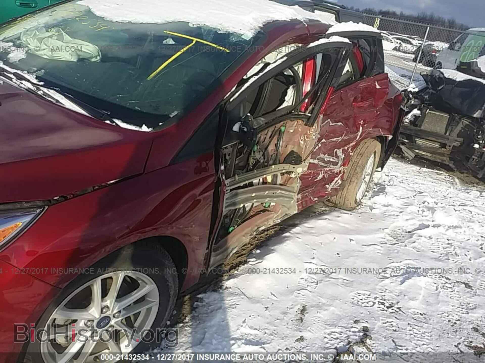 2015 Ford Focus - VIN: 1FADP3F26FL247642 - Photo 6